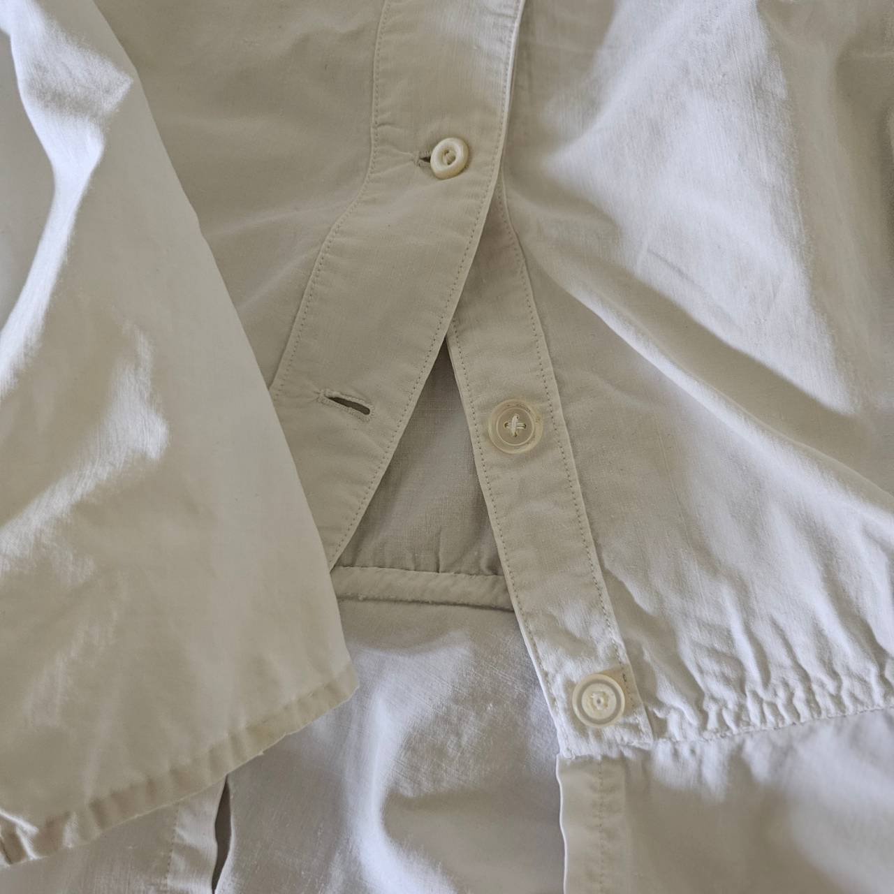 Euro antique(ヨーロッパアンティーク) 1900's~ puff sleeve drawstring neckline white cotton blouse ホワイトコットンのパフスリーブなドローストリングブラウス 表記無し(M~L程度) ホワイト 推定1900年代以降