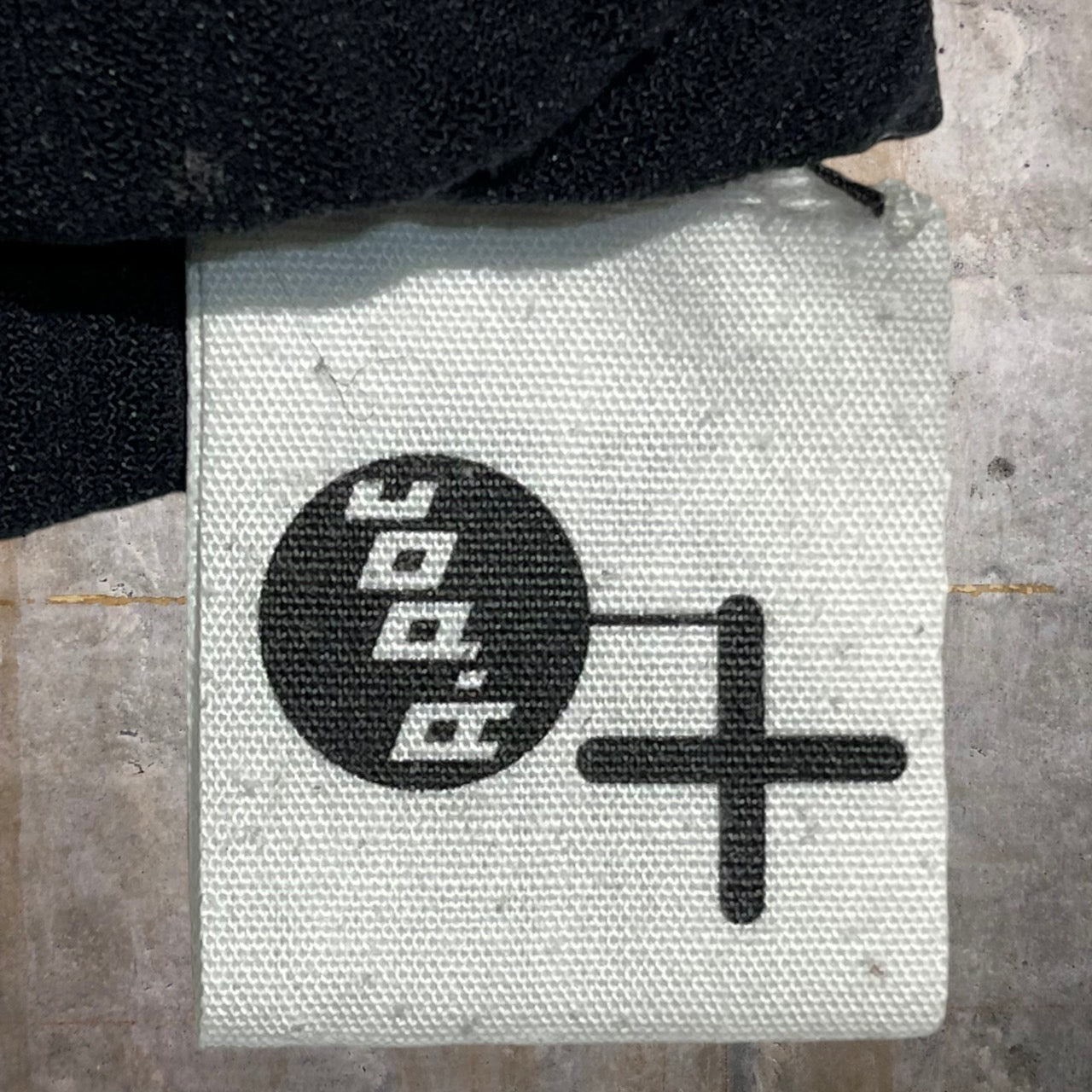 PLEATS PLEASE(プリーツプリーズ) A-POCフリンジプリーツカットソー PP34-ZP981 3 ブラック