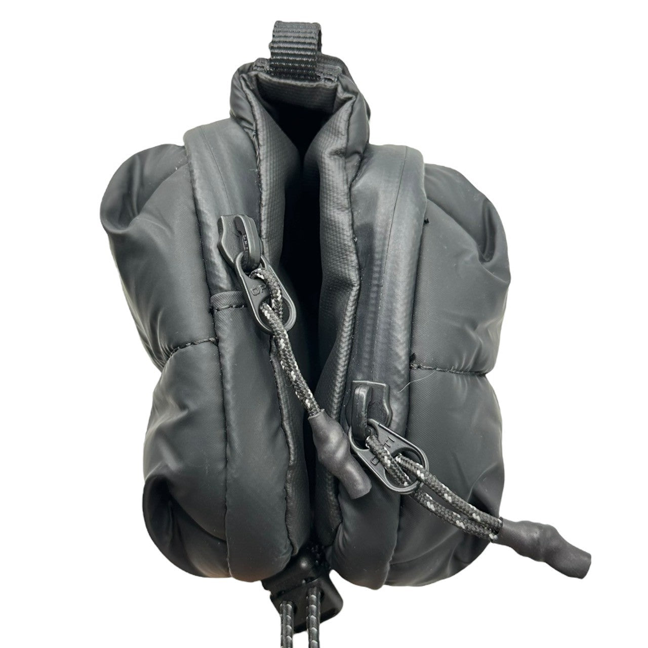 Topologie(トポロジー) Bottle Sacoche M 【バッグ単体】 ボトル サコッシュ 33-65-0158-433 M ブラック ショルダー バッグ