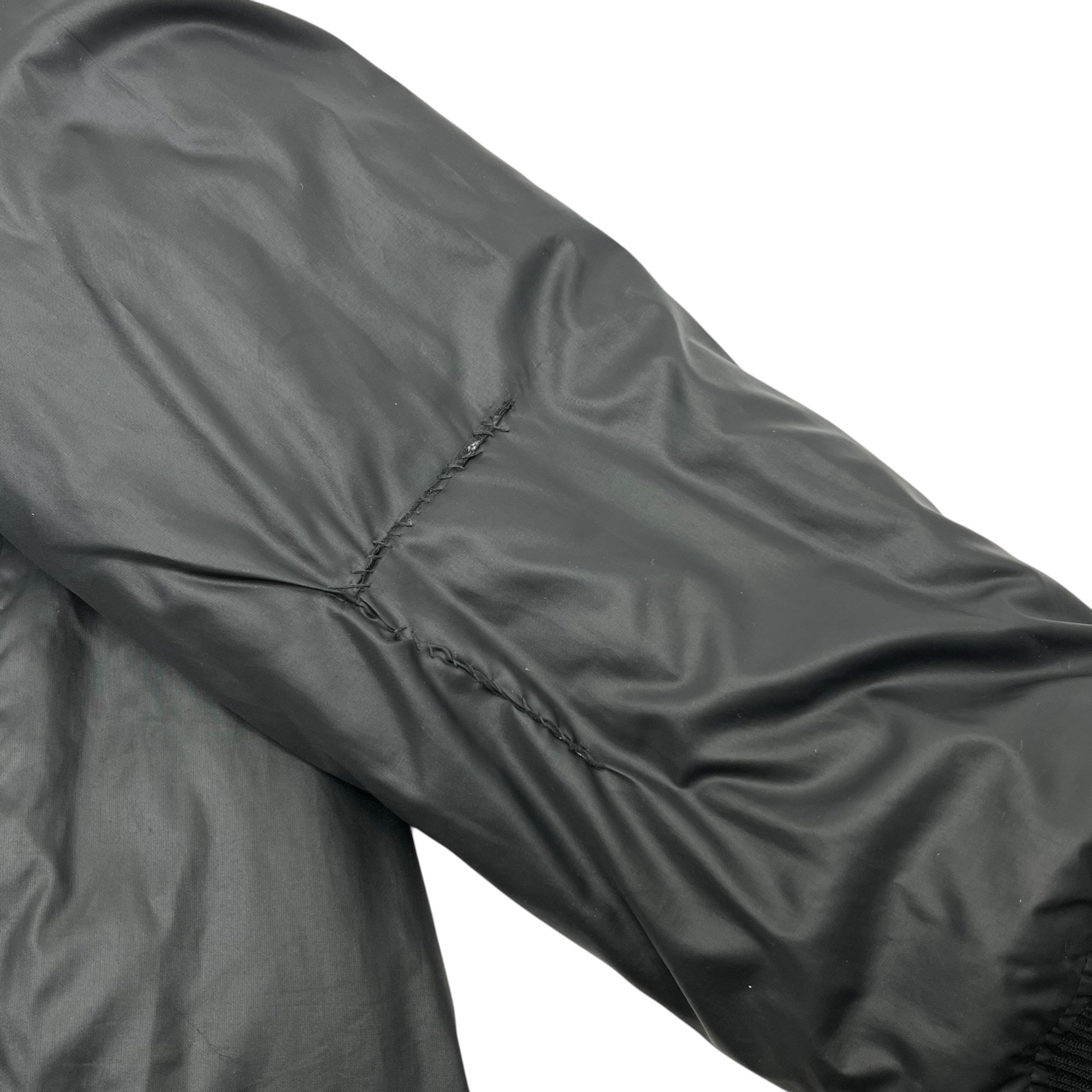 BURBERRY LONDON(バーバリーロンドン) Burberry Check Reversible Patted Jacket バーバリーチェック リバーシブル 中綿 ジャケット BN088-873-24 150(レディースS程度) ネイビー×ブラック キッズ