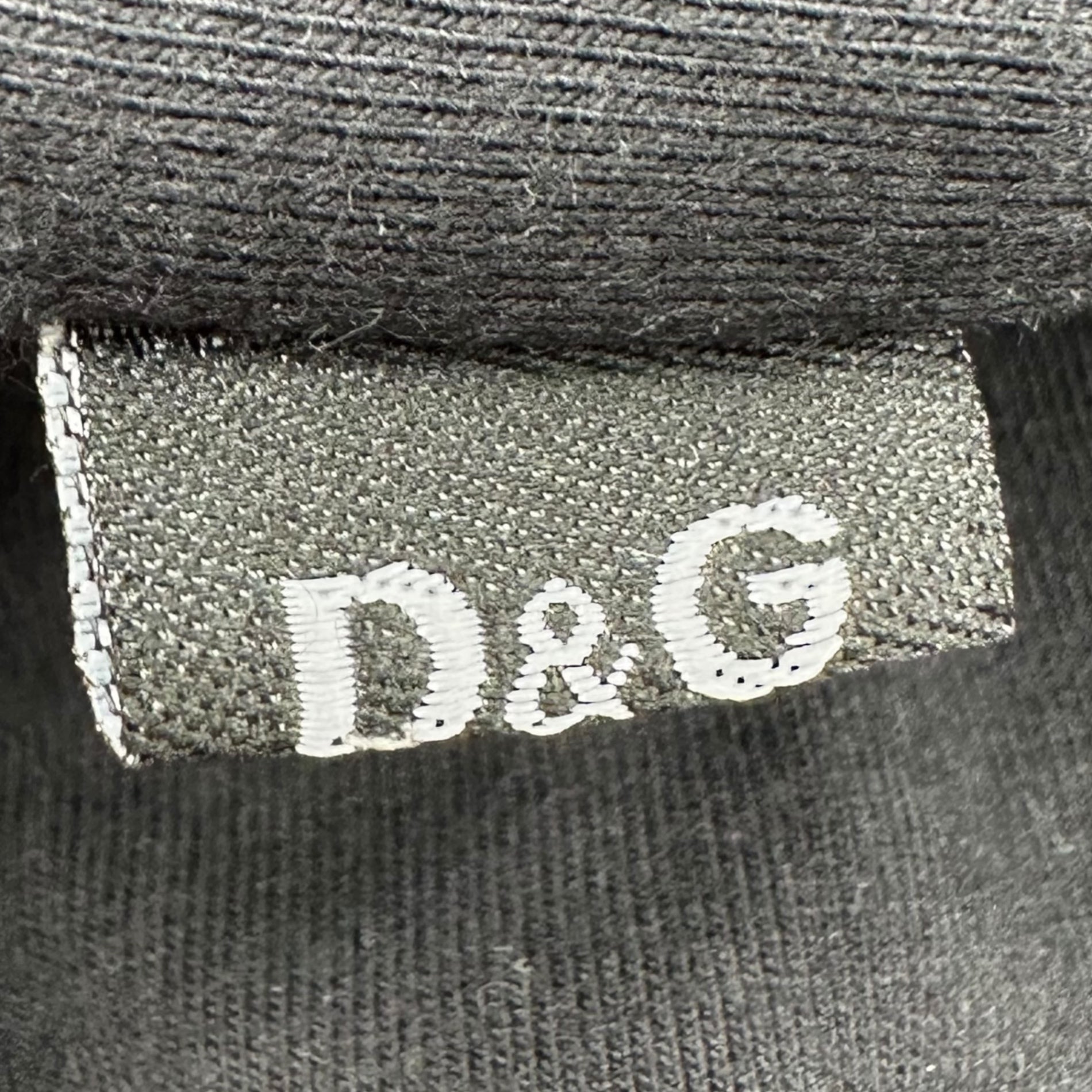 D&G(ディー&ジードルガバドルチェ&ガッバーナ) Chest Logo Henry Neck Long Sleeve Cut and Sewn 胸ロゴ ヘンリーネック 長袖 カットソー L ブラック×グレー