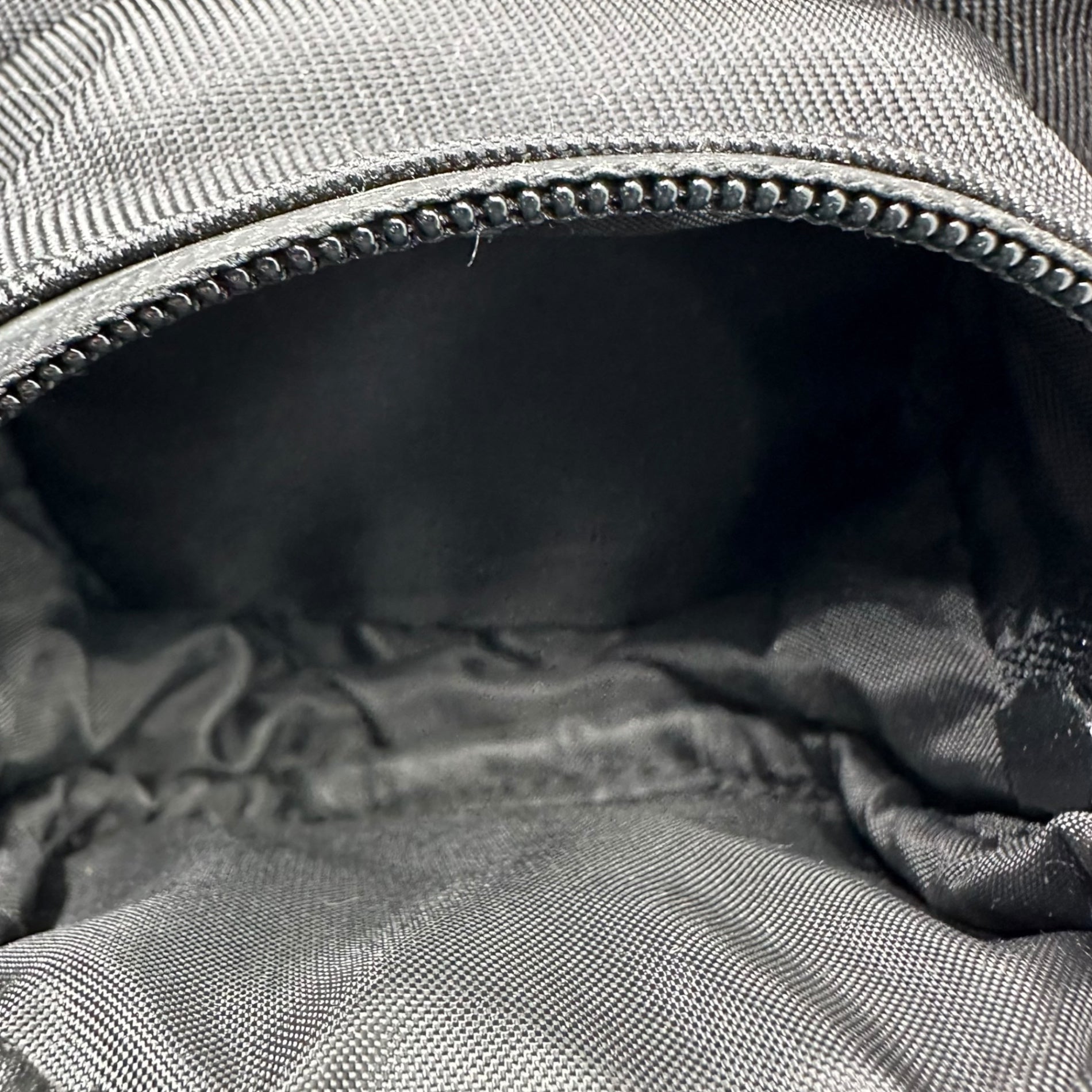 adidas(アディダス) EQT Crossbody ユーティリティー クロス ボディー バッグ CE5557 ブラック 斜め掛け