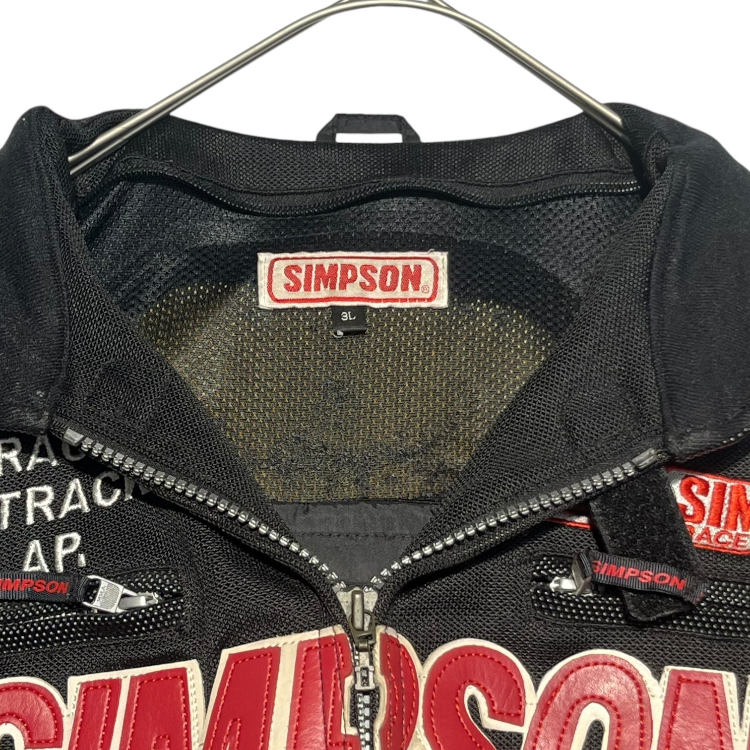 SIMPSON (シンプソン) バイカーウェア プロテクター付き ロゴエンブロイダリー スタンドカラージップアップ レーシングジャケット 3L ブラック レーシング