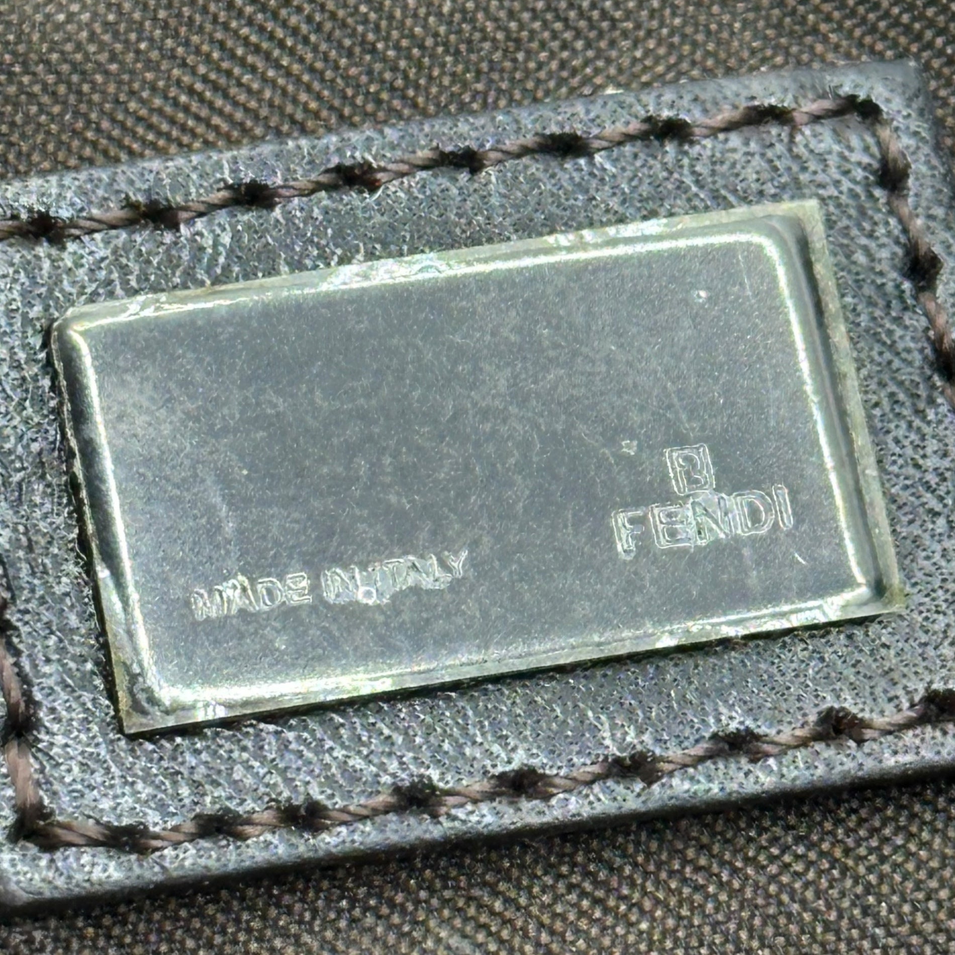 FENDI(フェンディ) Old Zucca Pattern Accessory Pouch オールド ズッカ柄 アクセサリー ポーチ ブラウン ワン ショルダー バッグ 肩掛け