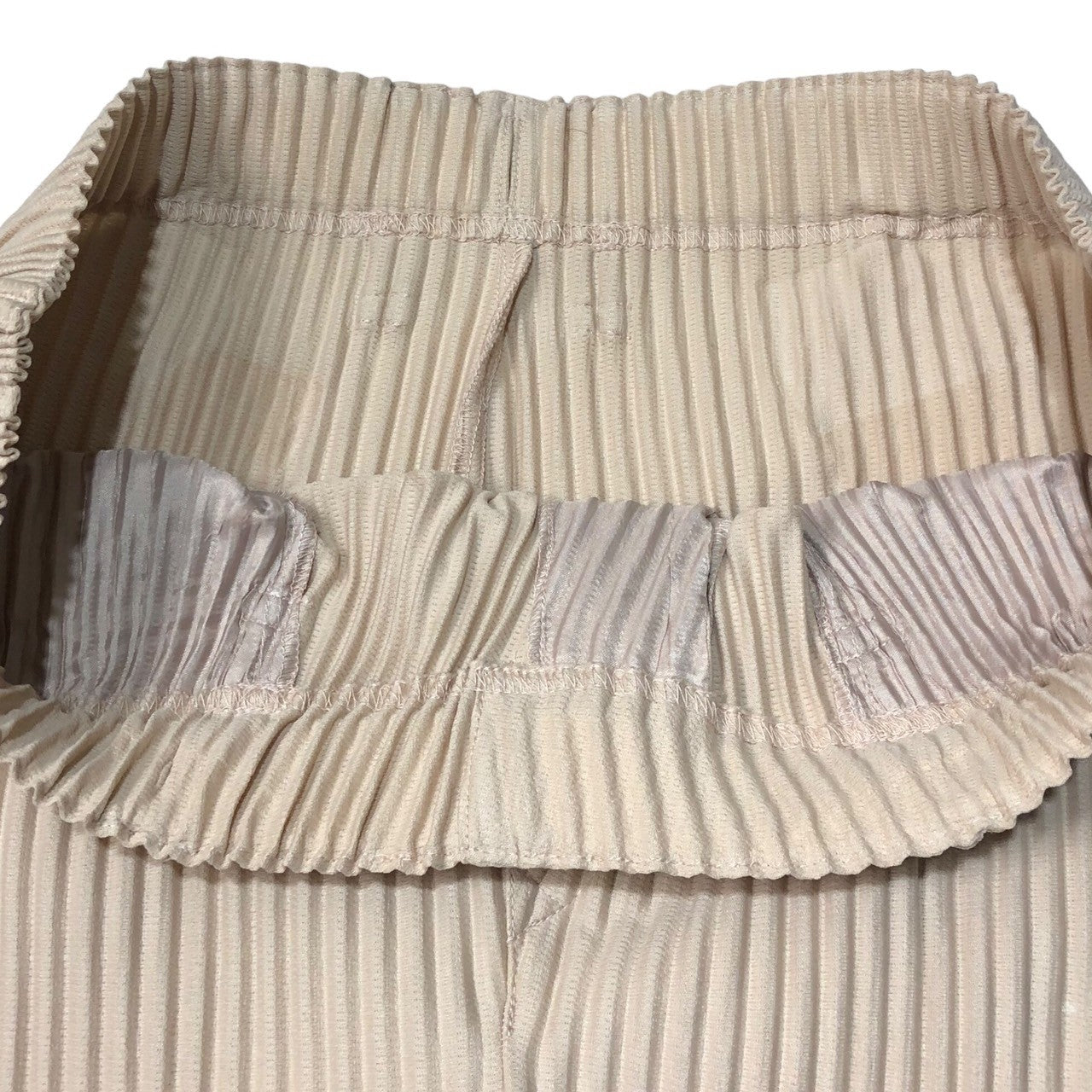 HOMME PLISSE ISSEY MIYAKE(オムプリッセイッセイミヤケ) center pleat slacks センタープリーツ 総プリーツスラックス HP21JF173 SIZE 3(L) ライトピンク