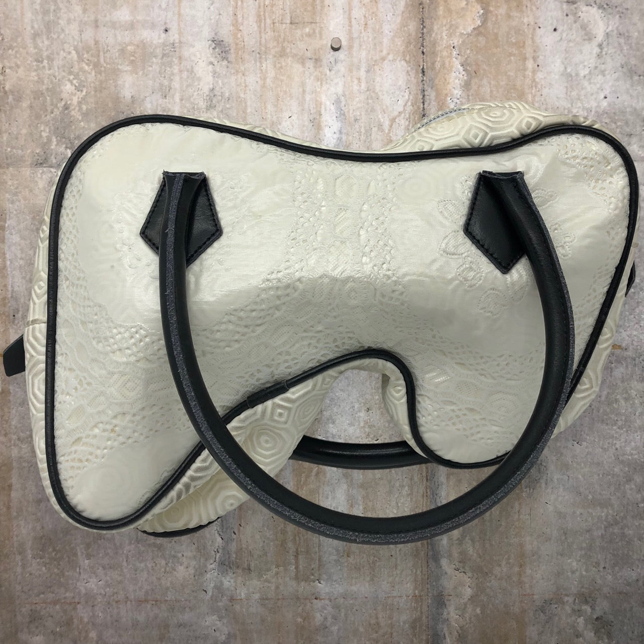 CHRISTIAN ASTUGUEVIEILLE pour COMME des GARCONS(クリスチャン アストゥグヴィエイユプールコムデギャルソン) PVCレースハンドバッグ/コラボ/稀少/パリ/アーティスト/2013's アイボリー 汚れ有