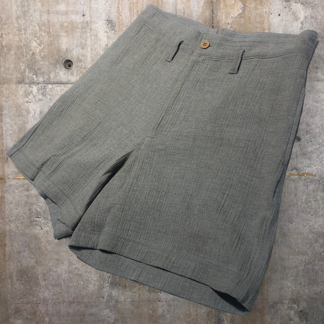 i.s. ISSEY MIYAKE(アイエス イッセイミヤケ) 90’s cotton wide half pants/コットンワイドハーフパンツ IS 41-FF044 M(メンズサイズ) グレー