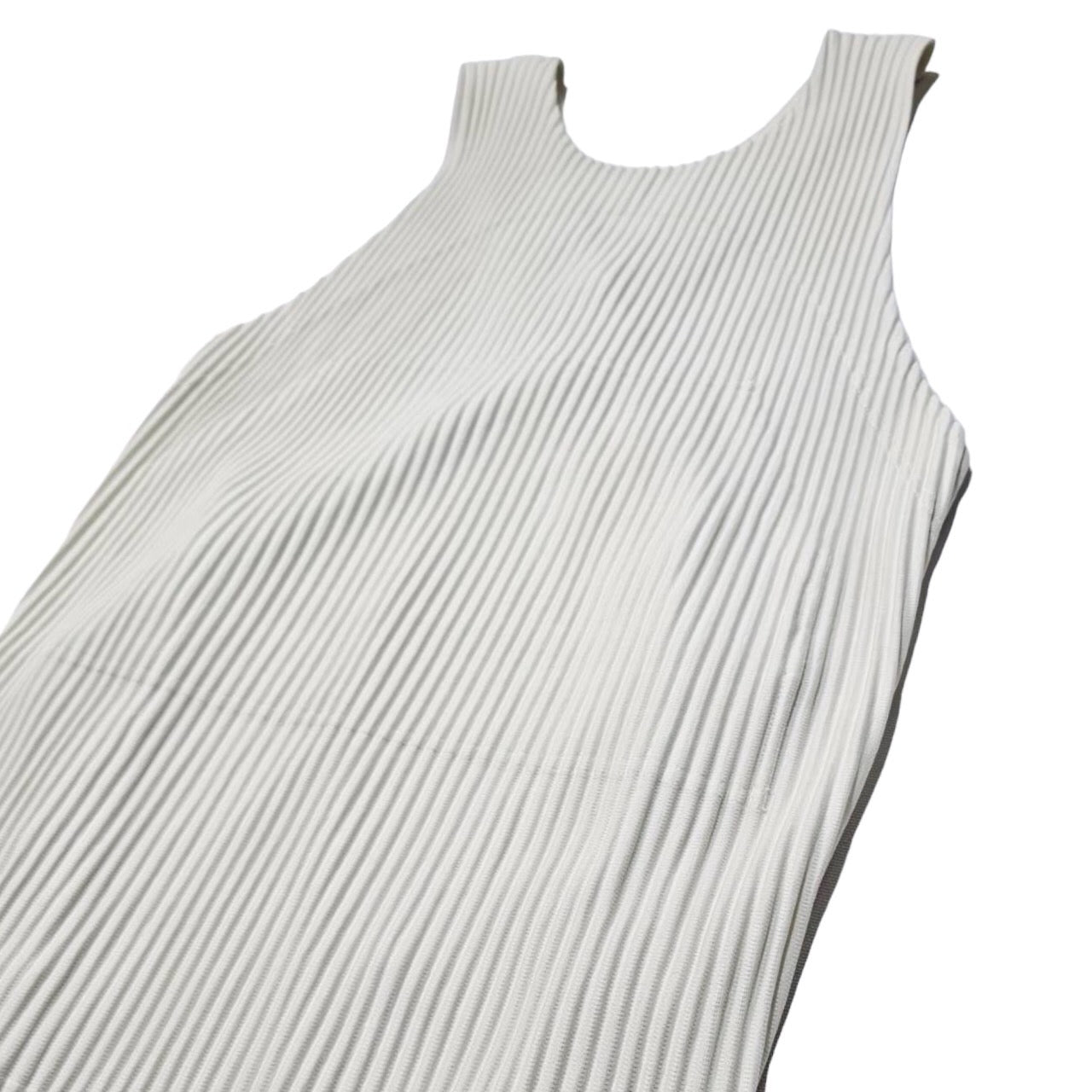 HOMME PLISSE ISSEY MIYAKE(オムプリッセイッセイミヤケ) 19AW pleated apron vest/プリーツエプロンベスト HP93JK101 SIZE FREE アイボリー
