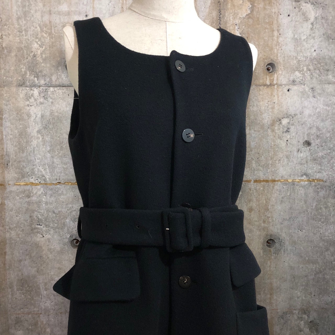 TARO HORIUCHI(タロウホリウチ)ベルテッド ロングウールジレ/ノースリーブウールコート 1804-DR05-407 2(Mサイズ程度) ブラック