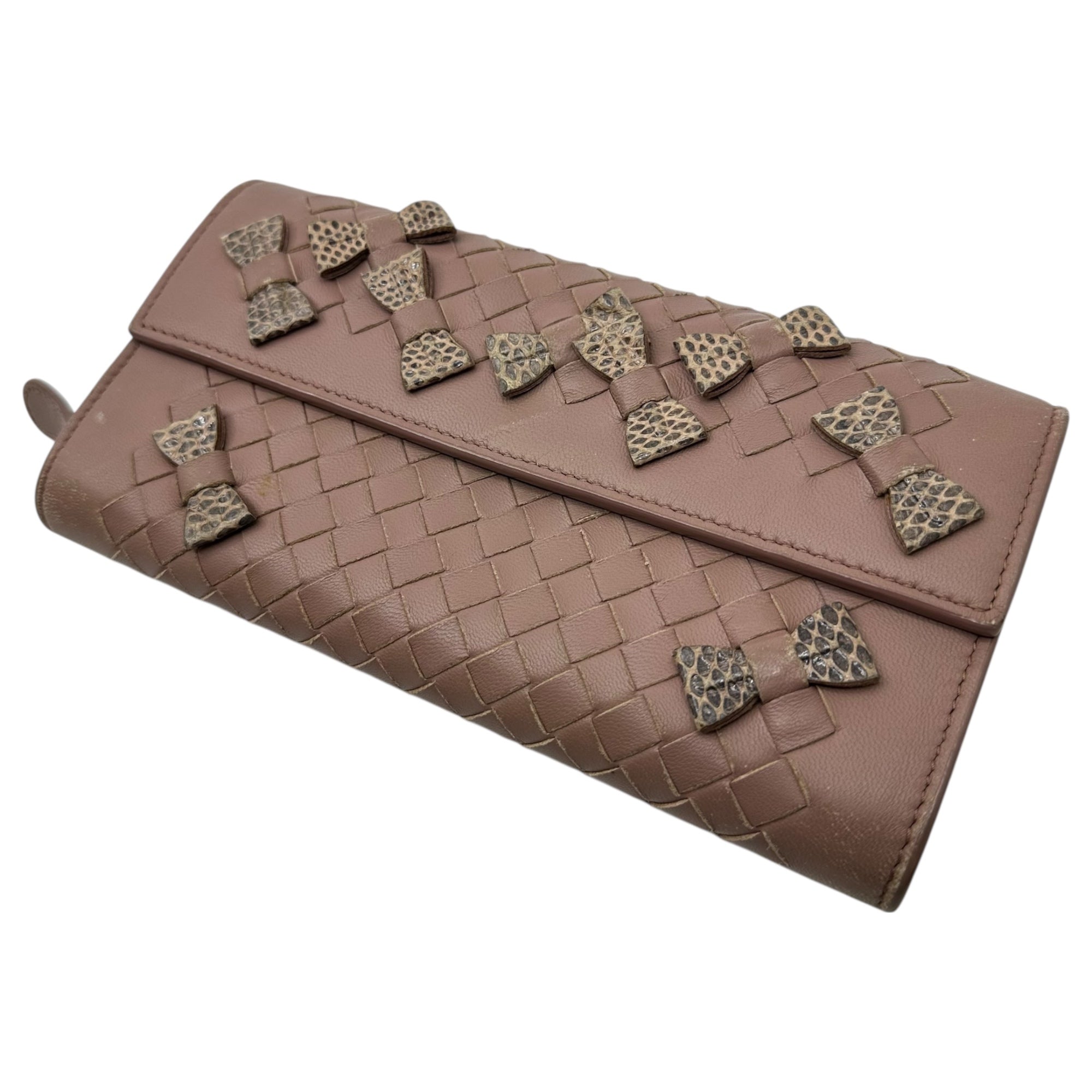 BOTTEGA VENETA(ボッテガヴェネタ) Intrecciato Ribbon-Decorated Long Wallet イントレチャート リボン装飾 長財布 S01963582N ピンクベージュ