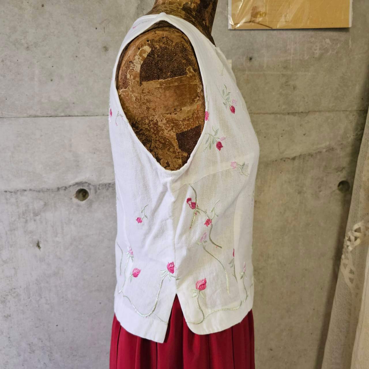 vintage(ヴィンテージ) 60's~ botanical stich vest ボタニカル刺繍ベスト 9(S~Mサイズ程度) ホワイト(刺繍:グリーン×ピンク)