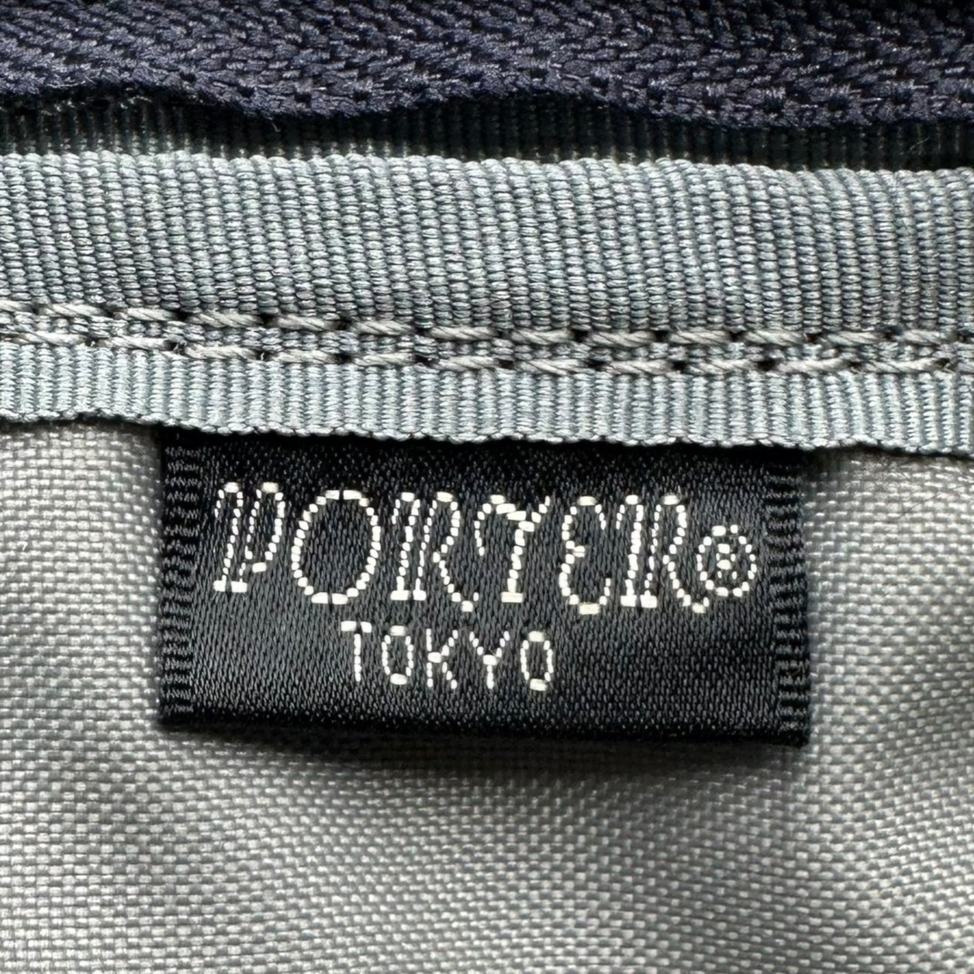 PORTER(ポーター) LIFT SLING SHOULDER BAG リフト スリング ショルダー バッグ 822-06134 ネイビー 斜め掛け ボディ 参考定価49,500