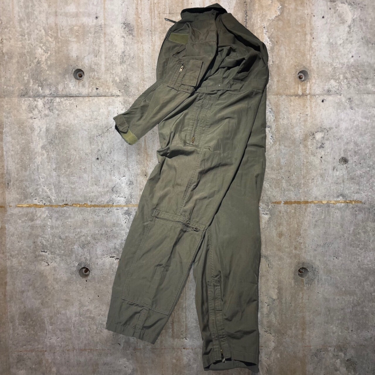 US AMRY(アメリカ軍) 93'sフライトスーツ DLA-100-93-C-0406 46(M程度) カーキ