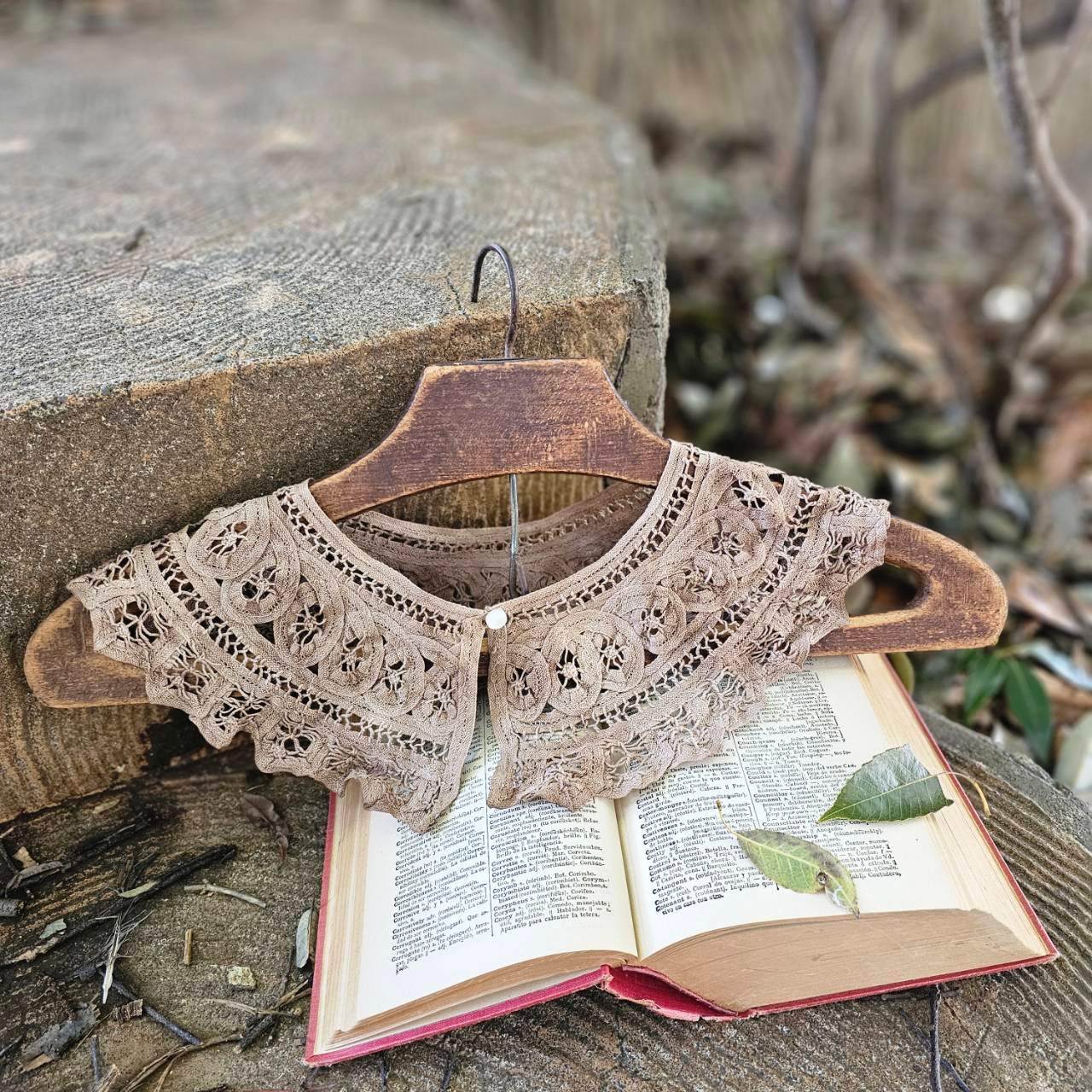 Euro vintage(ヨーロッパヴィンテージ) baten lace mini collar バテンレースのつけ襟 ベージュ