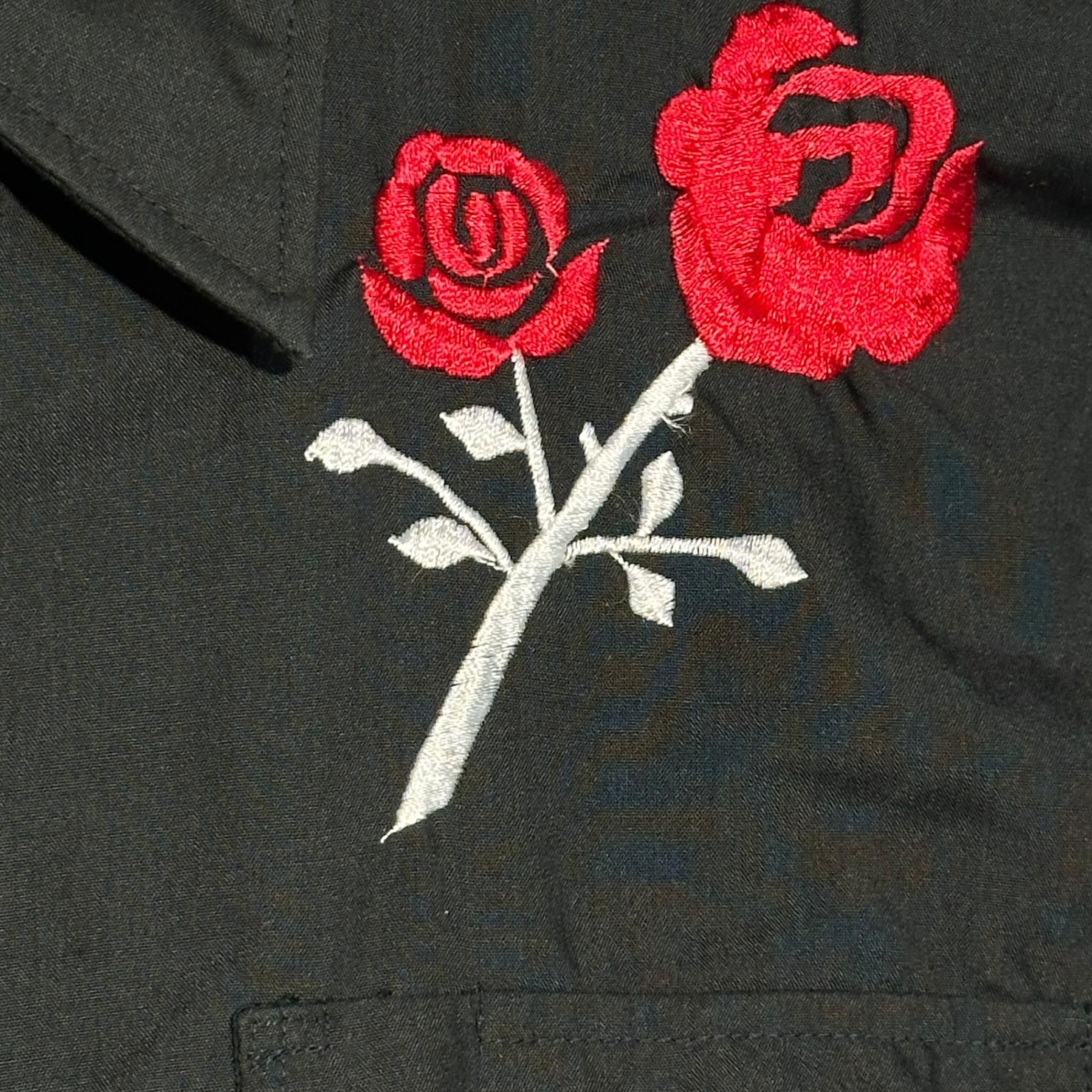 VINTAGE(ヴィンテージ) 90's Rose Embroidered Western Shirt 90年代 薔薇 刺繍 ウエスタンシャツ M ブラック×レッド
