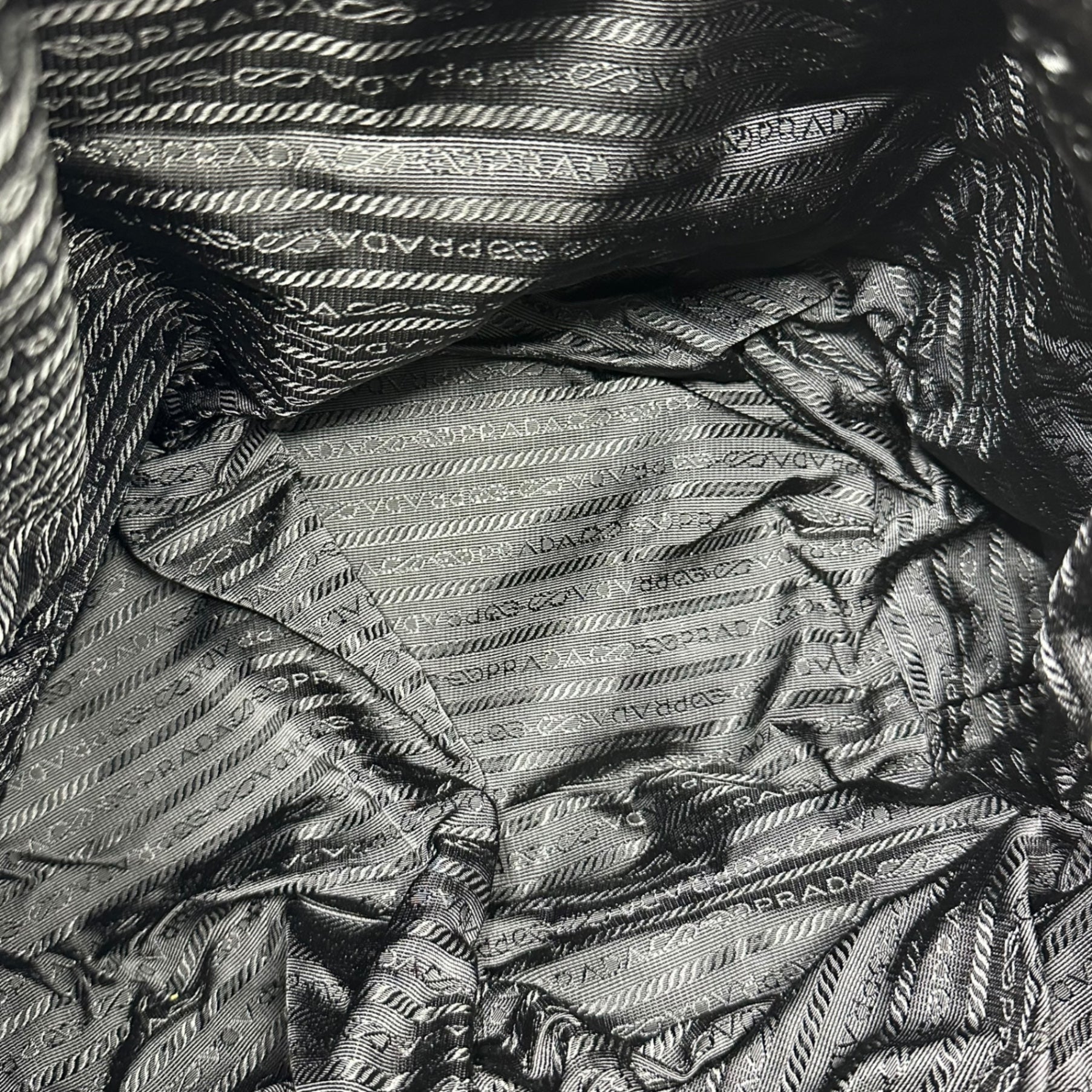 PRADA(プラダ) Big Diagonal Shoulder Bag ビッグ 斜め掛け ショルダー バッグ VA0280 ブラック ボストン 旅行 レザー ナイロン