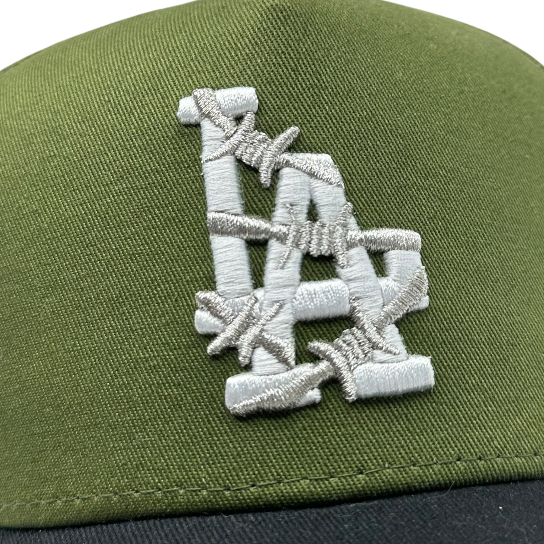 KEEP OUT FAKE LOVE(キープアウトフェイクラブ) WORLD FAMOUS LA SNAPBACK CAP スナップバック キャップ カーキ×ブラック