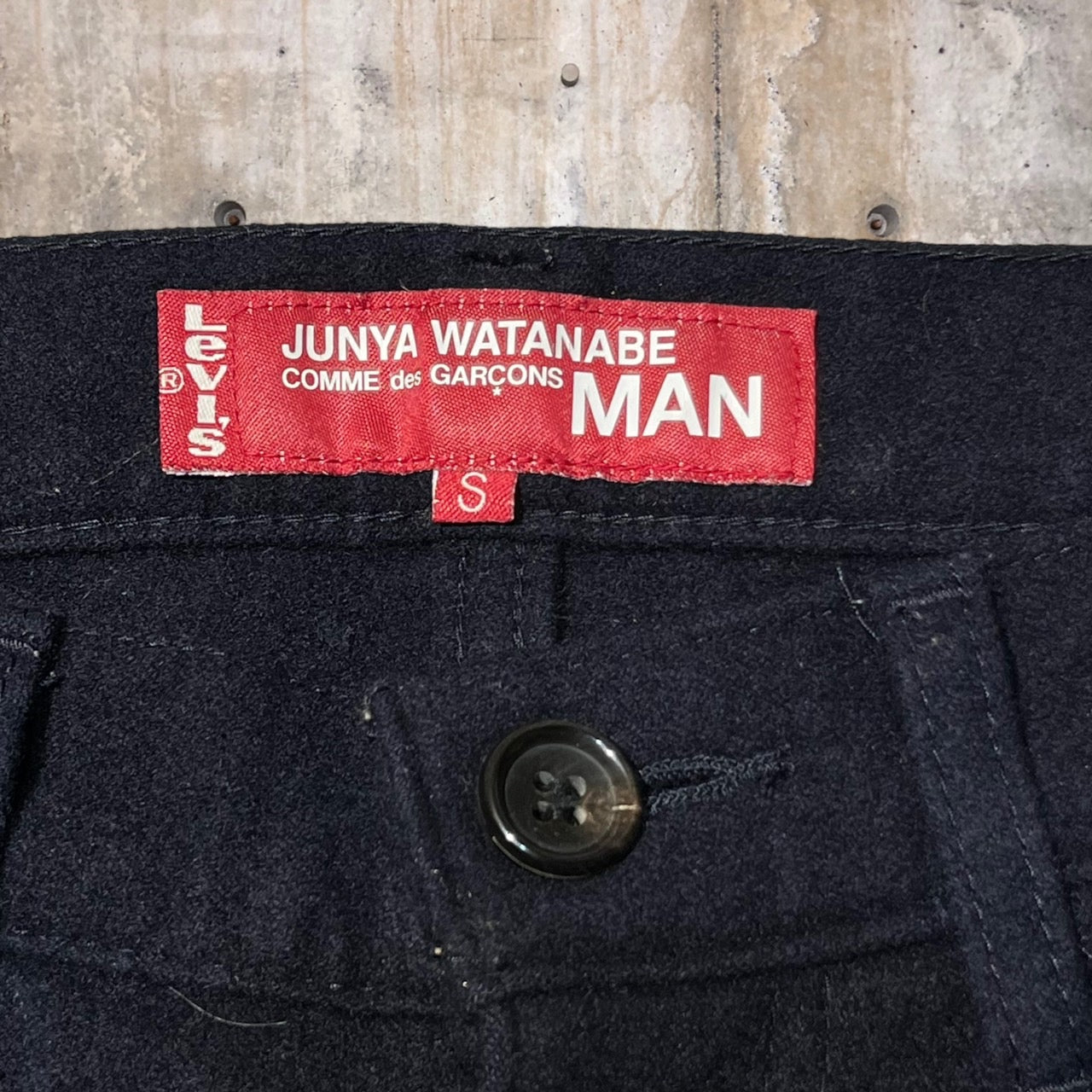 COMME des GARCONS JUNYA WATANABE MAN×LEVI'S(コムデギャルソンジュンヤワタナベマン×リーバイス) 02AW college logo wool pants/カレッジペイントウールパンツ WG-P045 S ネイビー×ホワイト AD2002 JUNYA WATANABE立ち上げ最初期 豚プリント