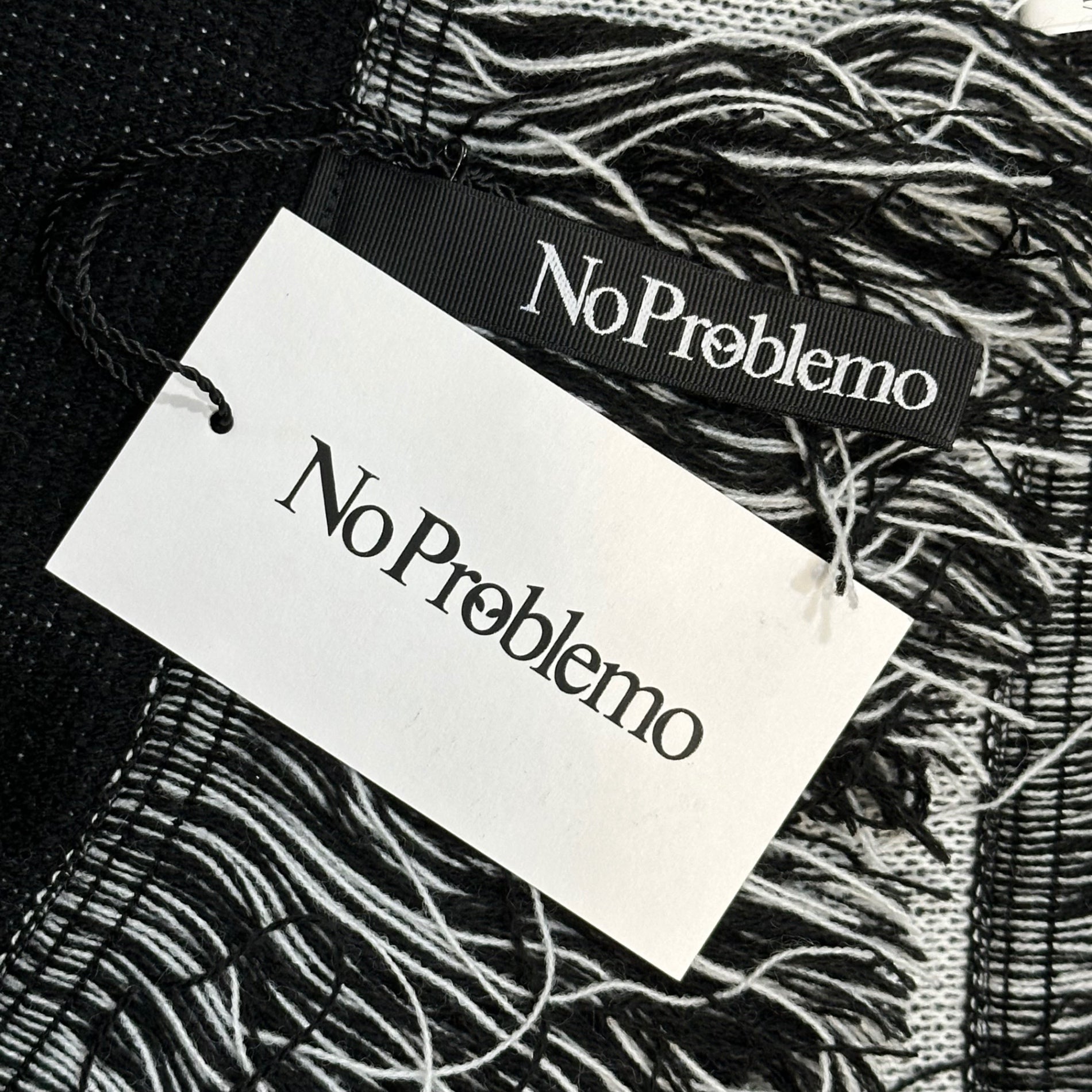 Aries(アリーズ) No Problemo Scarf マフラー ブラック×ホワイト PNG STORE 取扱