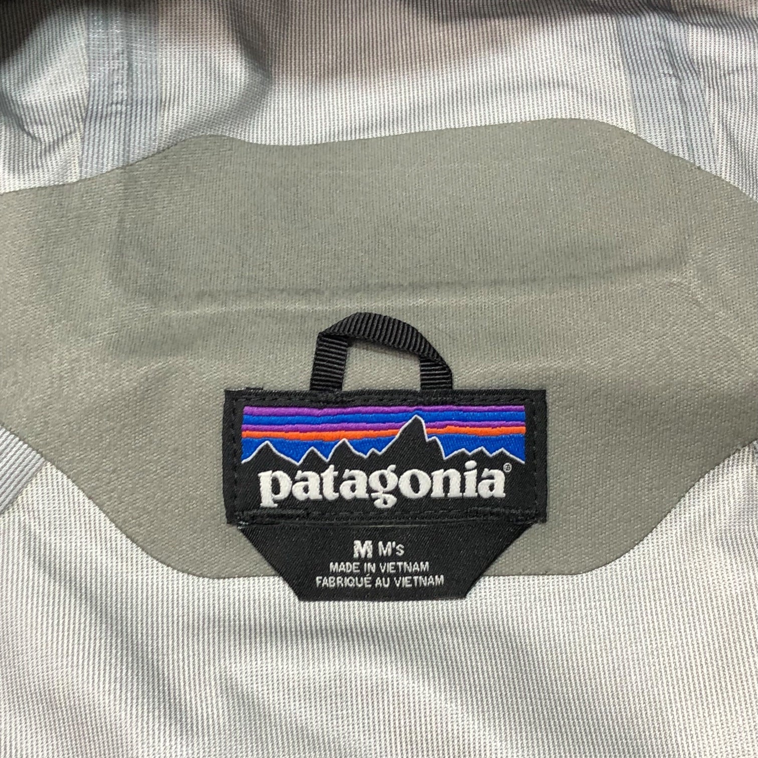 Patagonia(パタゴニア) 22SS トレントシェル3L・ジャケット 85240 M カーキ マウンテンパーカー