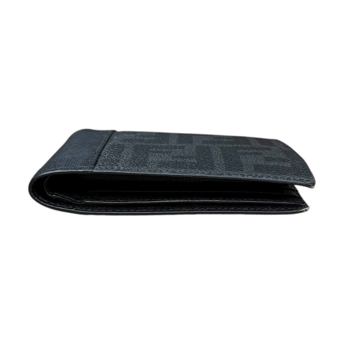 FENDI(フェンディ) Zucca print bi-fold wallet ズッカ柄 2つ折り財布 7M0001 ブラック