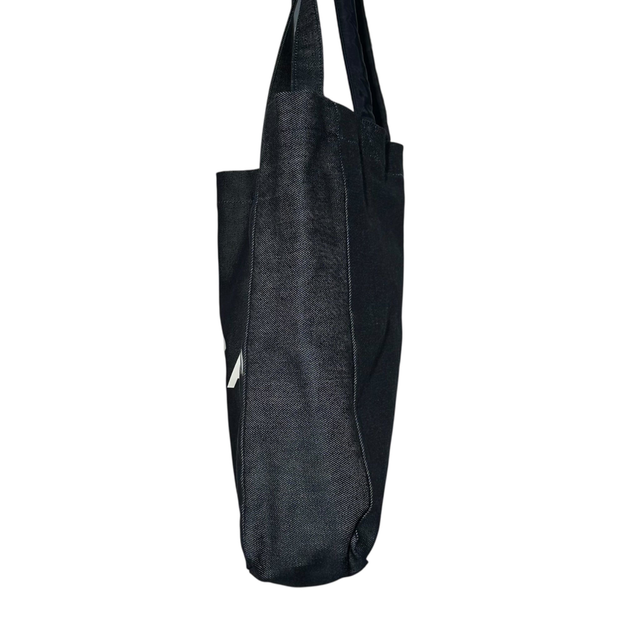 sacai × A.P.C.(サカイ × アーペーセー) Denim Logo Tote Bag デニム ロゴ トートバッグ インディゴ×ホワイト リバーシブル