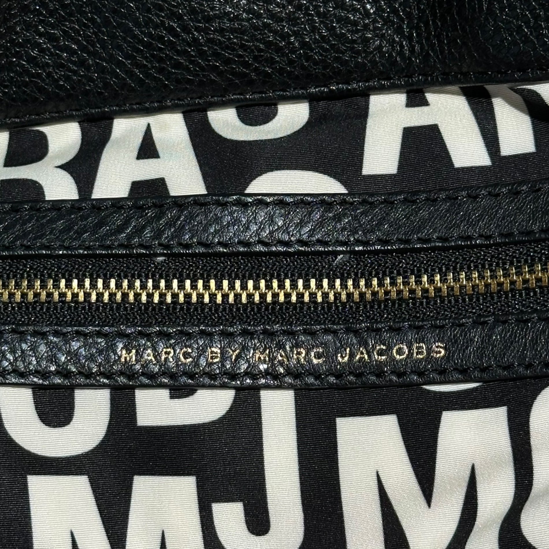 MARC by MARC JACOBS(マークバイマークジェイコブス) 2-Way Leather Shoulder Bag 2ウェイ レザー ショルダー バッグ ブラック