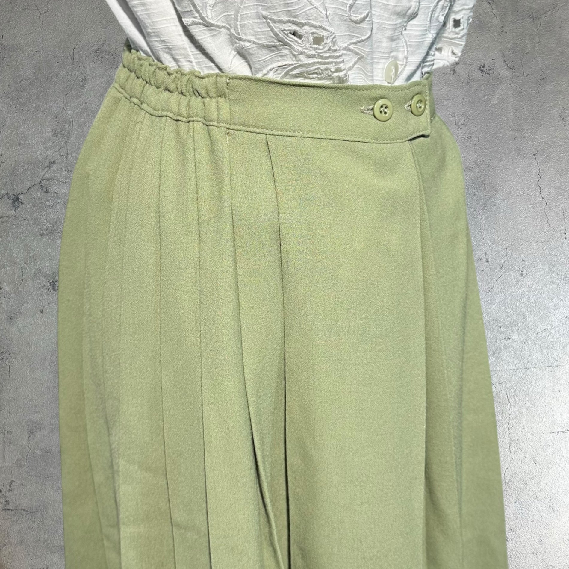 Euro vintage(ヨーロッパヴィンテージ) 80'~90's pale smokey green pleated gaucho pants プリーツガウチョパンツ 表記無し(M~Lサイズ程度) グリーン