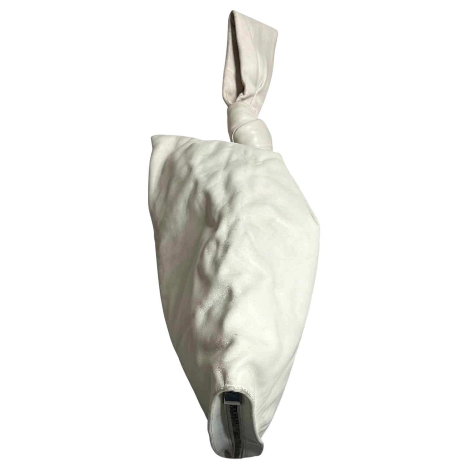 BOTTEGA VENETA(ボッテガヴェネタ) Triangle twist leather handbag トライアングル ツイスト レザー ハンドバッグ ホワイト