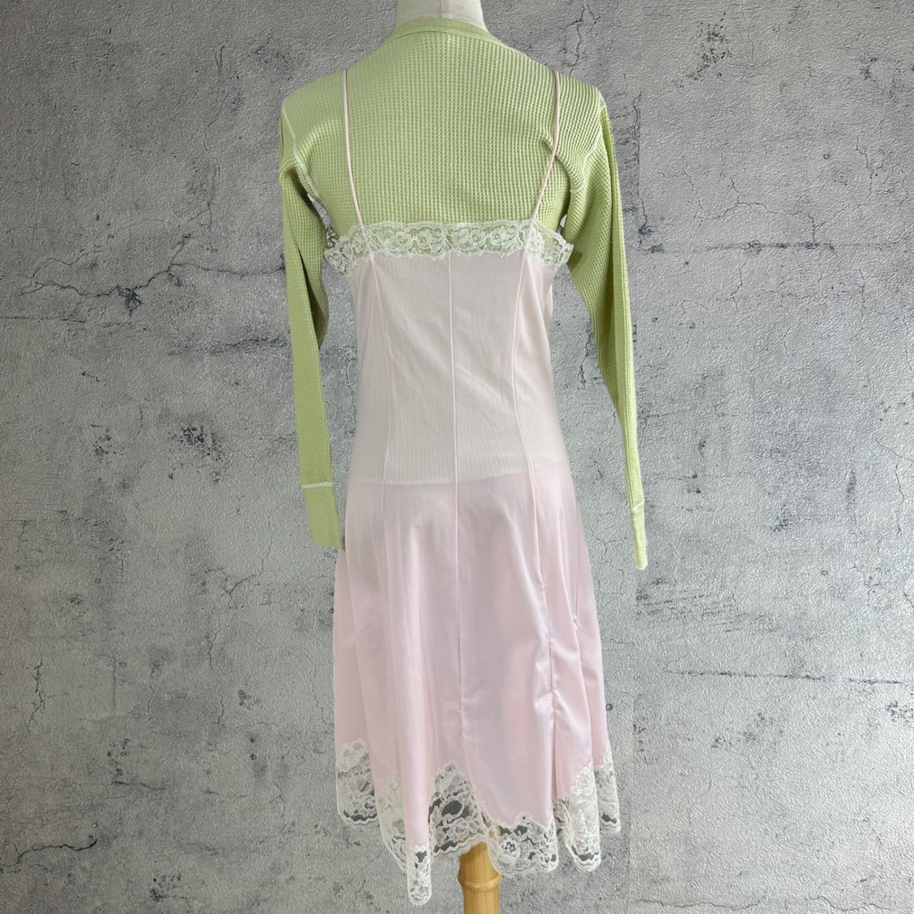 Euro vintage(ヨーロッパヴィンテージ) Dream_pale tone dolly camisole ペールピンクのレース ランジェリーキャミソール 表記無し(Mサイズ程度) ペールピンク