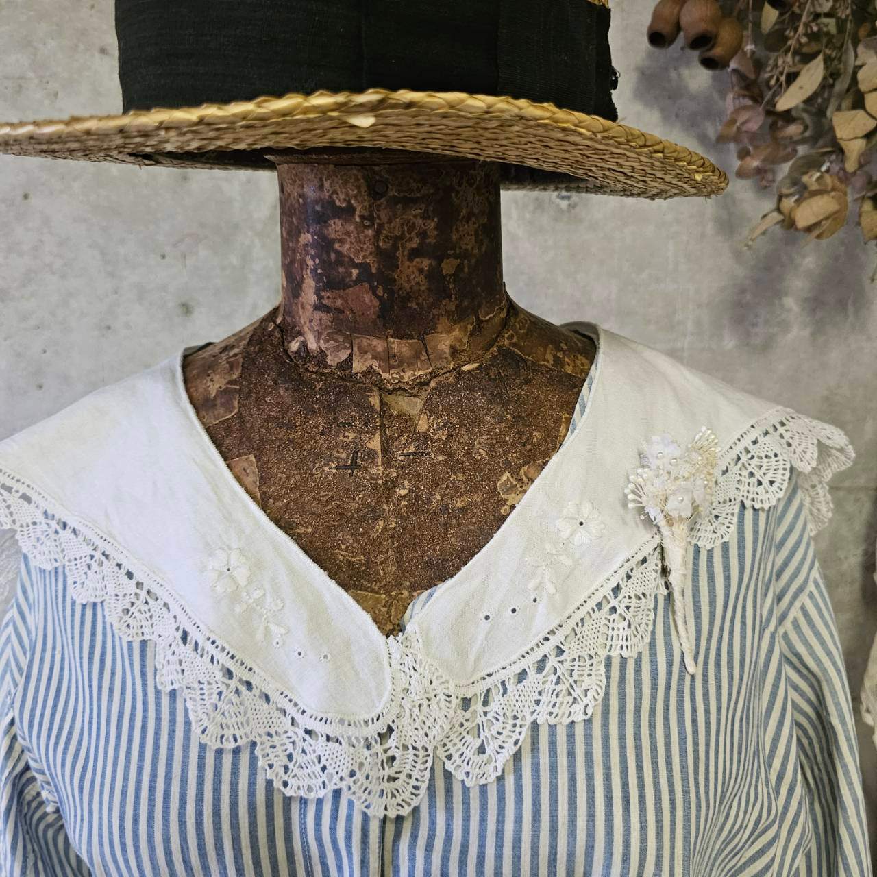 Euro antique(ヨーロッパアンティーク) 20's~ frenchcuffs cotton gather stripe onepiece フレンチカフスのコットンギャザーロングワンピース 表記無し(M~L程度) / 細かなダメージ有 ブルー×ホワイト