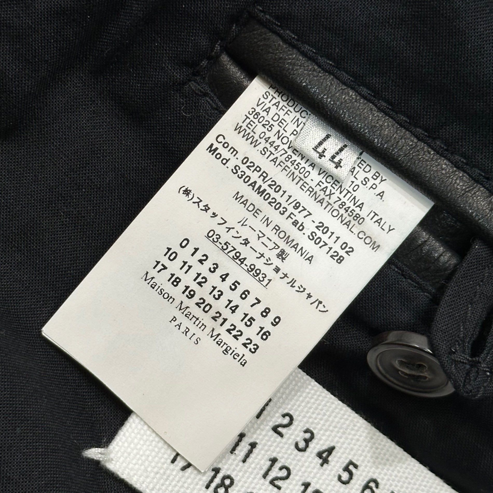 Maison Martin Margiela(メゾン マルタンマルジェラ) 2011AW 5-ZIP LEATHER JACKET - Cowhide 5ジップ ライダース ジャケット 牛革 S30AM0203 44(XS程度) ブラック レザー 八の字