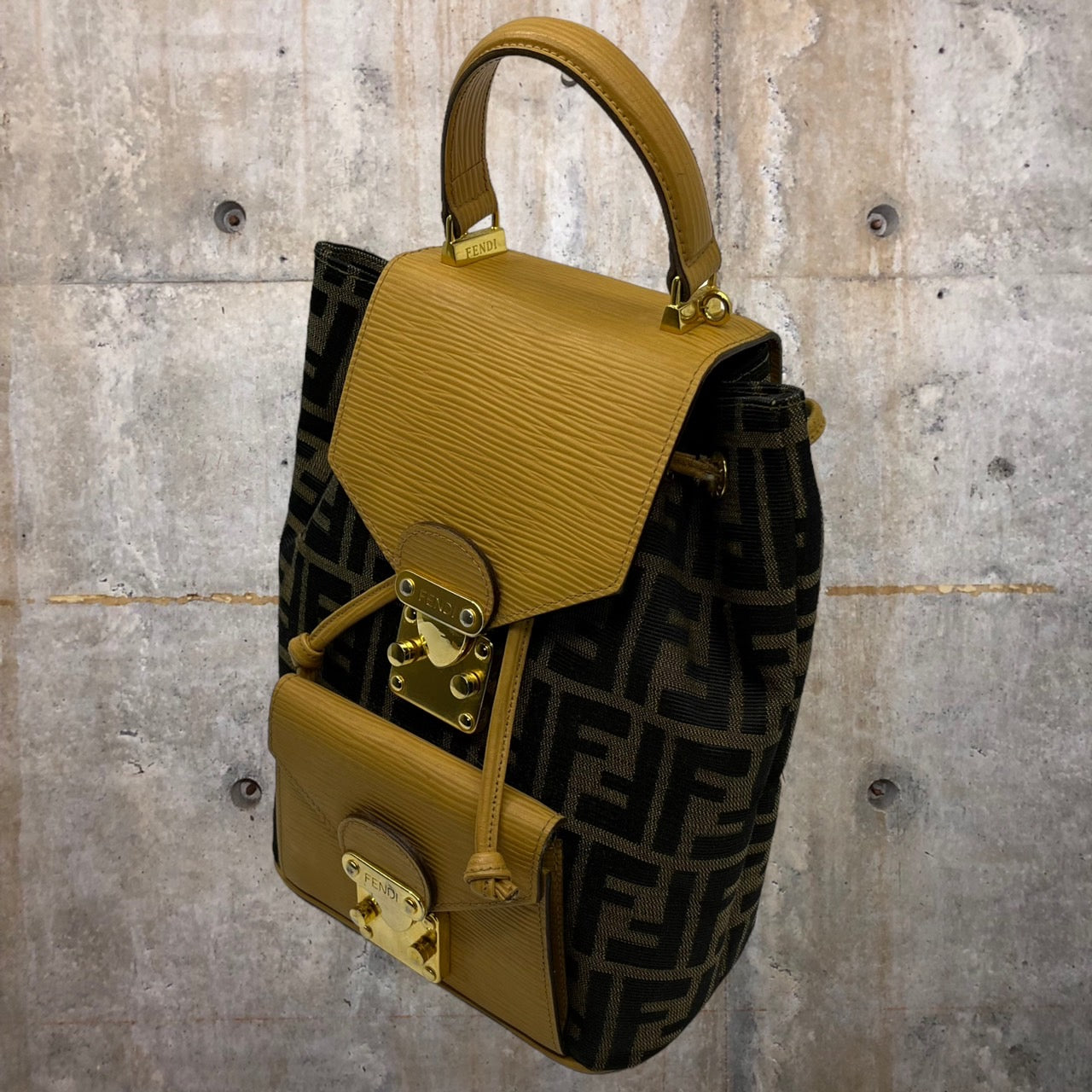 FENDI(フェンディ) ズッカ柄ハンドバッグ 091475306 ブラウン ストラップ欠品