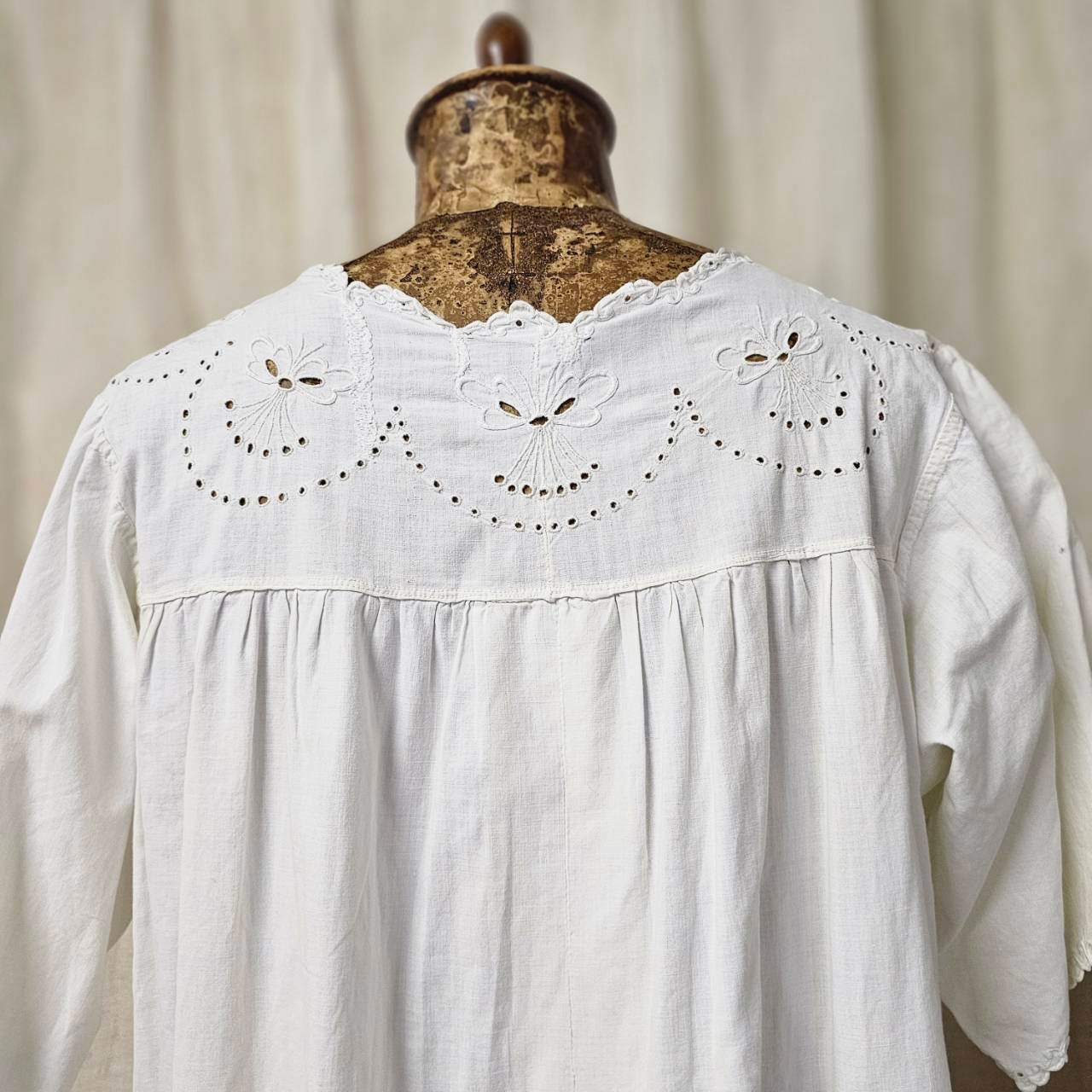 Euro Vintage(ヨーロッパヴィンテージ) Meduse_10'~20's french cotton flower embroidery short sleeve long dress /フレンチコットン花刺繍半袖ロングワンピース 表記なし(Mサイズ程度) ホワイト