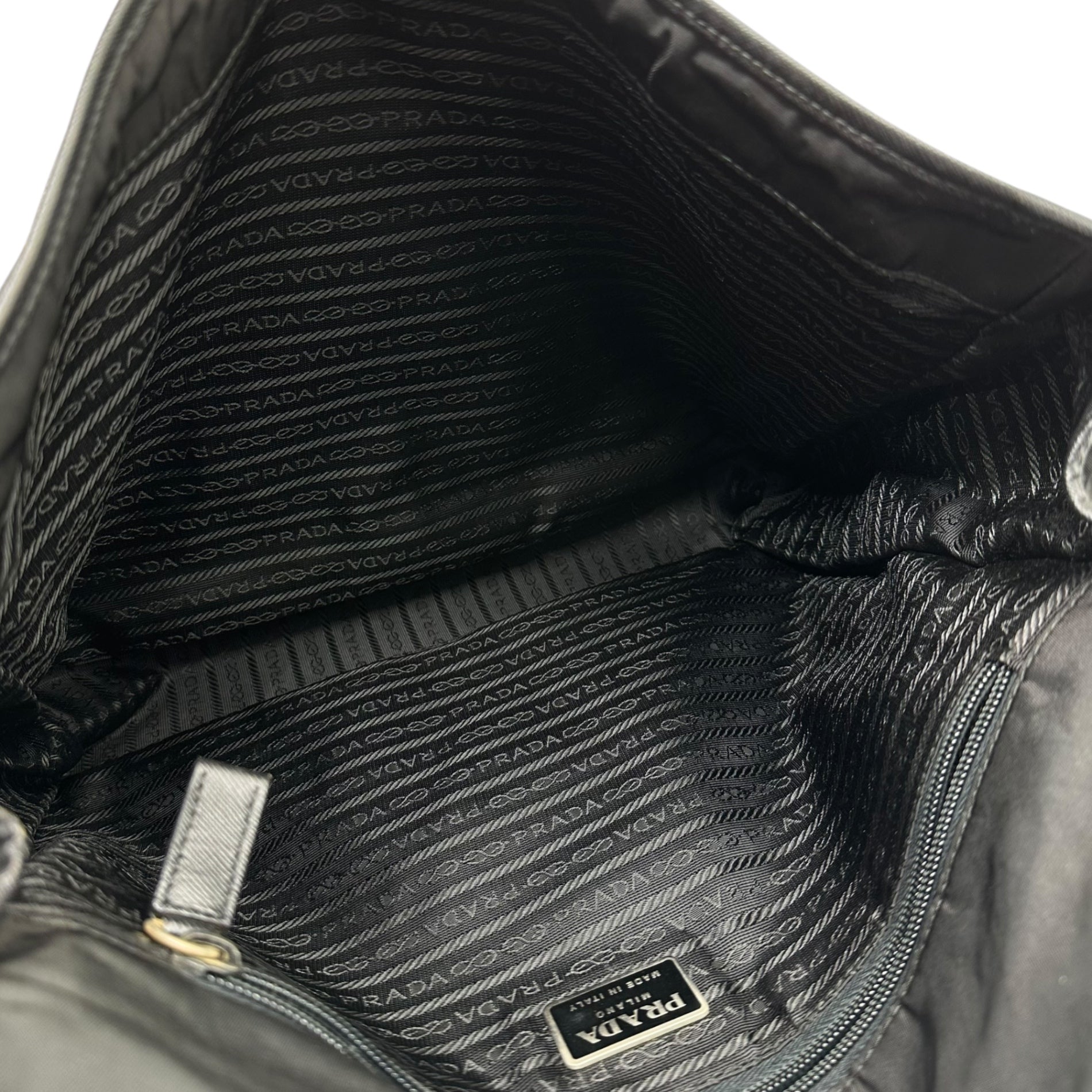 PRADA(プラダ) BORSA A TRACOLLA Messenger Bag ナイロン メッセンジャー バッグ VI158M ブラック ショルダー バッグ