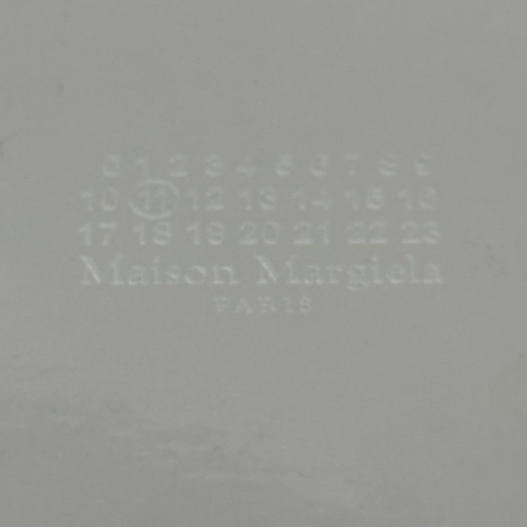MAISON MARGIELA(メゾンマルジェラ) WALLET FLIP FLAP SMALL 二つ 折り財布 SA1UI0023 ブラック ミニ ウォレット