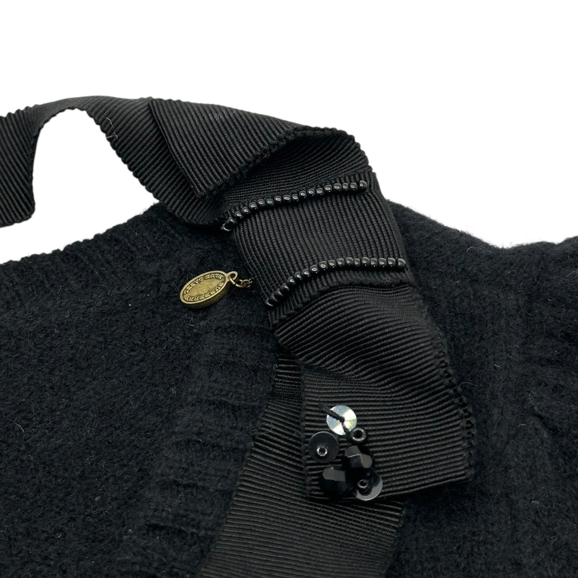 BURBERRY BLUE LABEL(バーバリーブルーレーベル) Shoulder Ribbon One-Point Logo Short-Sleeved Crew Neck Knit 肩 リボン ワンポイント ロゴ 半袖 クルーネック ニット FBF70-769-09 38(M程度) ブラック