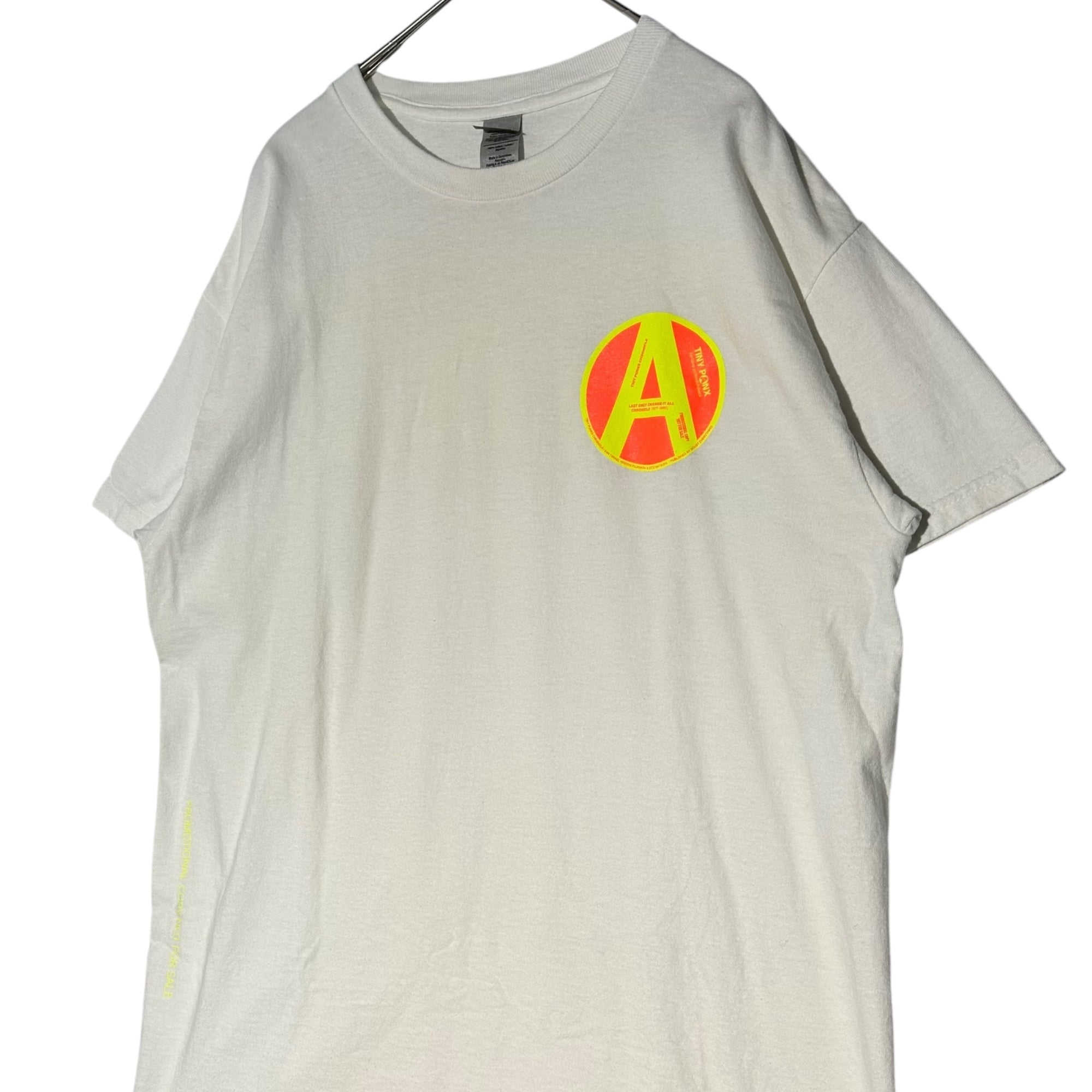TINY PANX(タイニーパンクス) TINY PUNKS TOKYO CHRONICLE 1977-1990 T-SHIRT タイニーパンクス 書籍 Tシャツ M ホワイト×オレンジ×イエロー fragmentデザイン クラウドファンディング