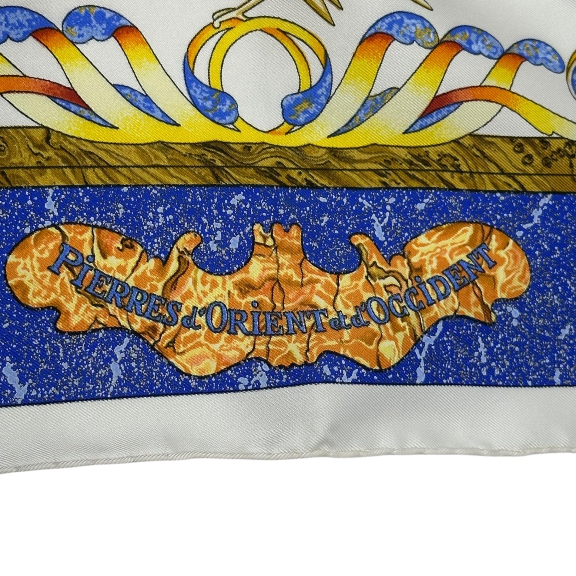 HERMES(エルメス) Oriental and Western stone work Scarf 東洋の石と西洋の石細工 スカーフ カレ ホワイト×ブルー