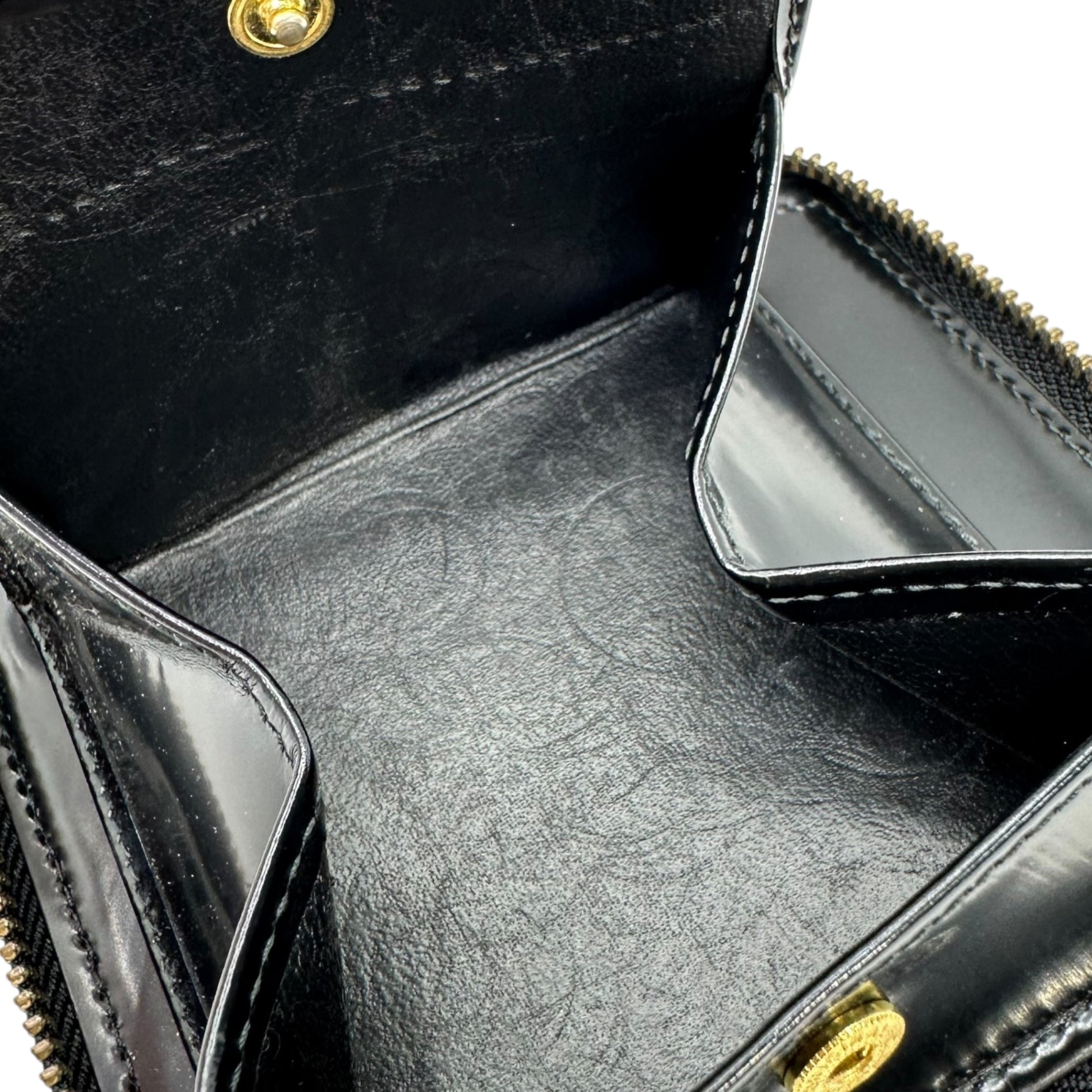 Wallet COMME des GARCONS(ウォレットコムデギャルソン) DOT EMBOSSED WALLET ドット エンボスド ウォレット コンパクト 二つ折り 財布 ブラック