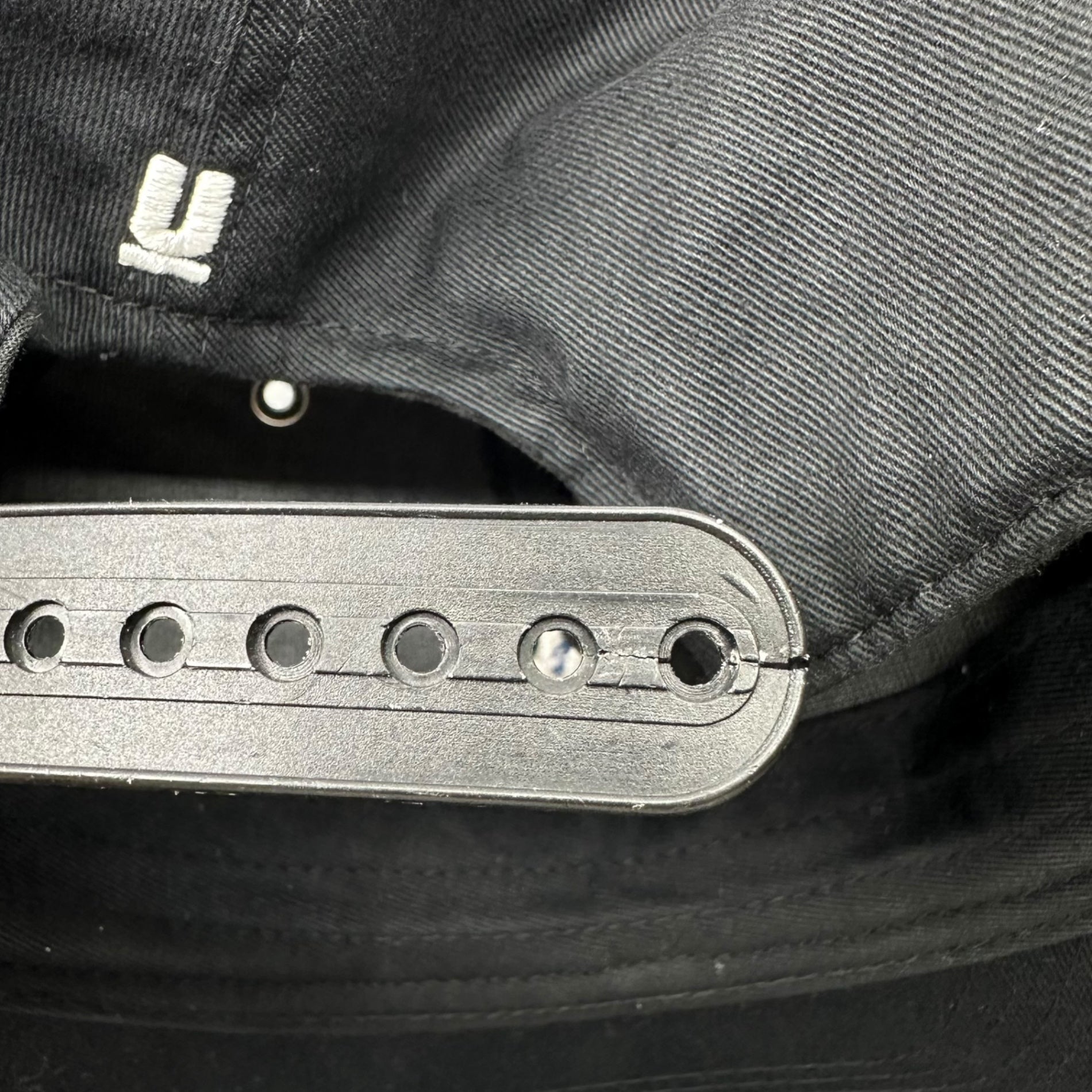 UNDERCOVER(アンダーカバー) 16SS FUCK FINGER CAP ファック フィンガー キャップ ブラック