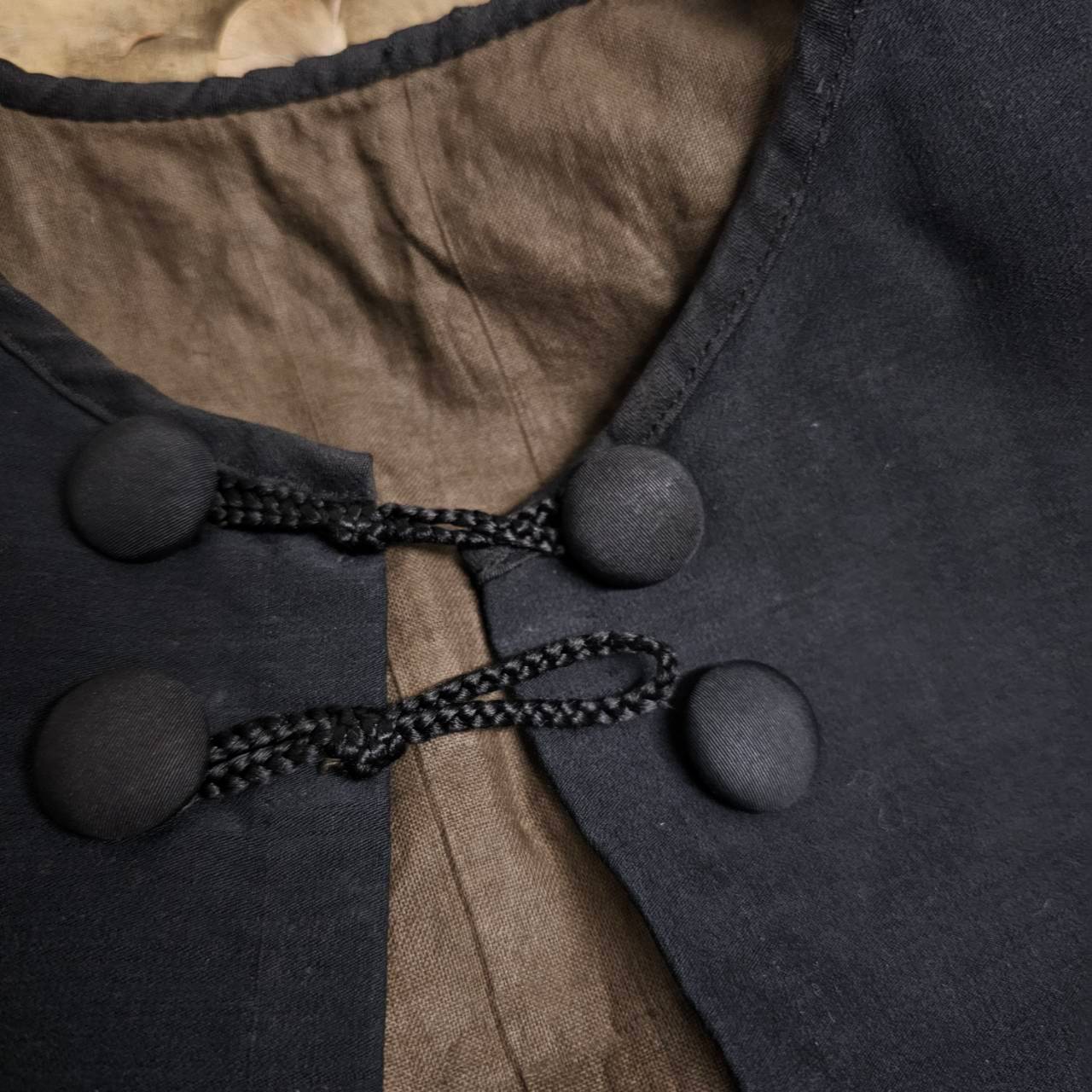 Euro antique(ヨーロッパアンティーク) 1900~20's France cape with fringe フリンジ付きケープ つけ襟 首元38cm/総丈30cm ブラック