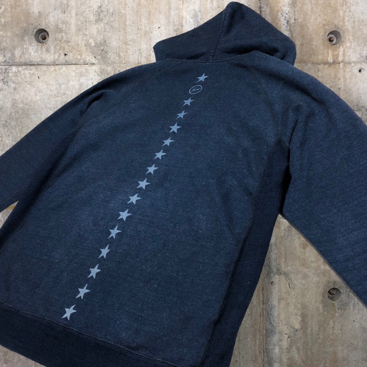 levi's fenom(リーバイスフェノム) "fragment"バックロゴジップパーカー FMTL08-108 M インディゴ フラグメント 藤原ヒロシ