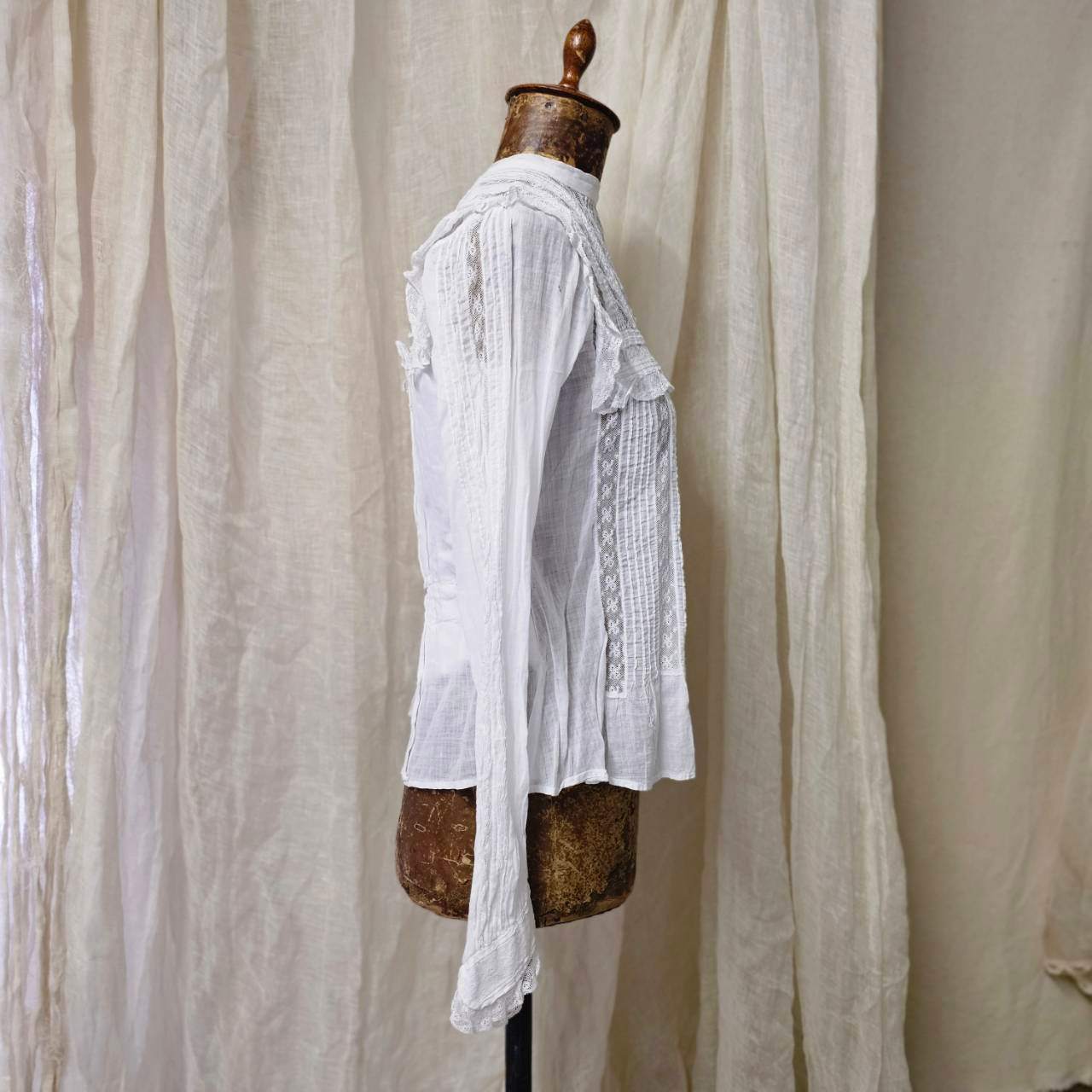 Euro antique(ヨーロッパアンティーク) 1900's~ antique victoria lace blouse アンティーク ヴィクトリアンレースブラウス 表記無し(Sサイズ程度) ホワイト 所々シミ有