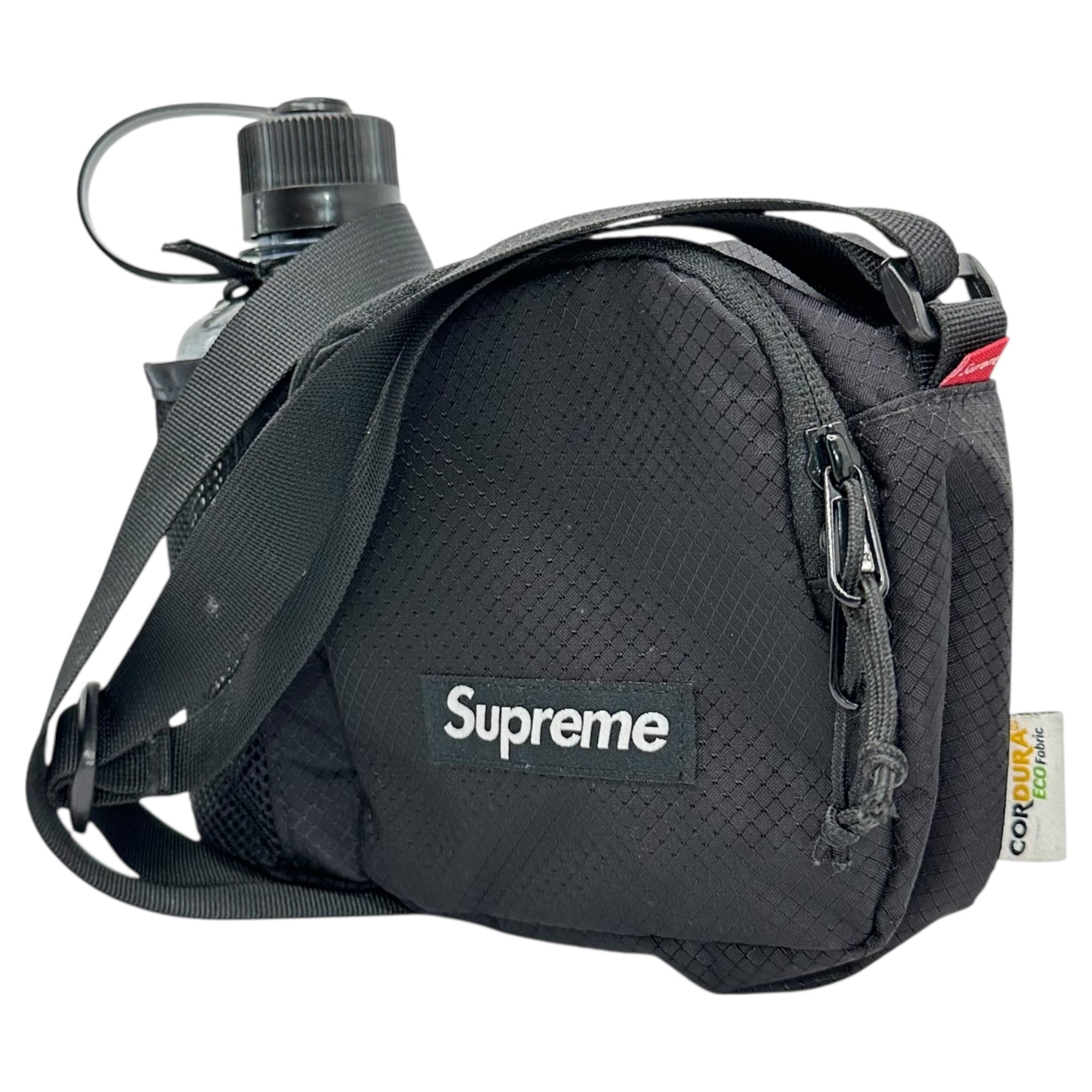 SUPREME(シュプリーム) 22SS Side Bag サイド バッグ ブラック ロゴ ショルダー サコッシュ ボトル