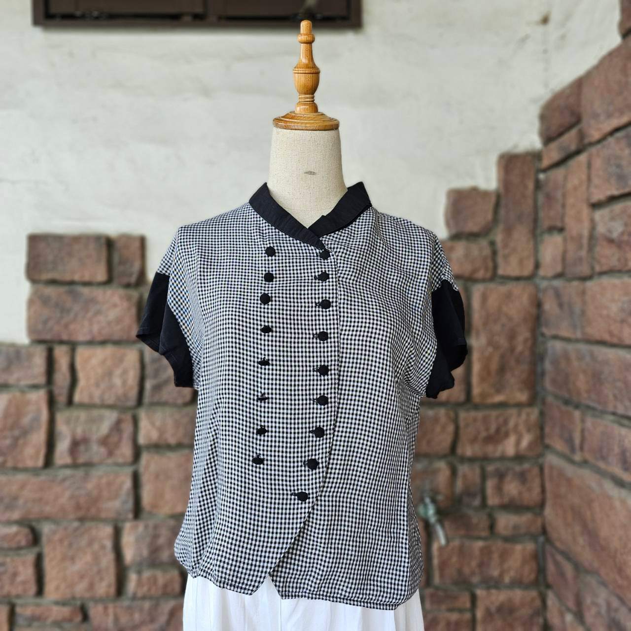 Euro vintage(ヨーロッパヴィンテージ) mono tone plaid flare sleeve 