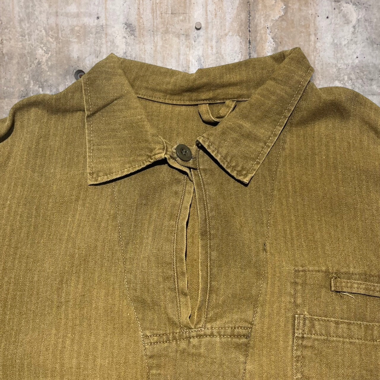 Czech army(チェコ軍) 80'sプルオーバーシャツ 表記なし(L程度) カーキ 7分袖リメイク
