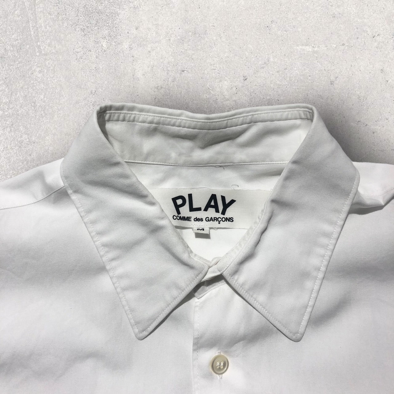 PLAY COMME des GARCONS(プレイコムデギャルソン) オーバーサイズハートロゴシャツ AZ-B002 M ホワイト AD2007