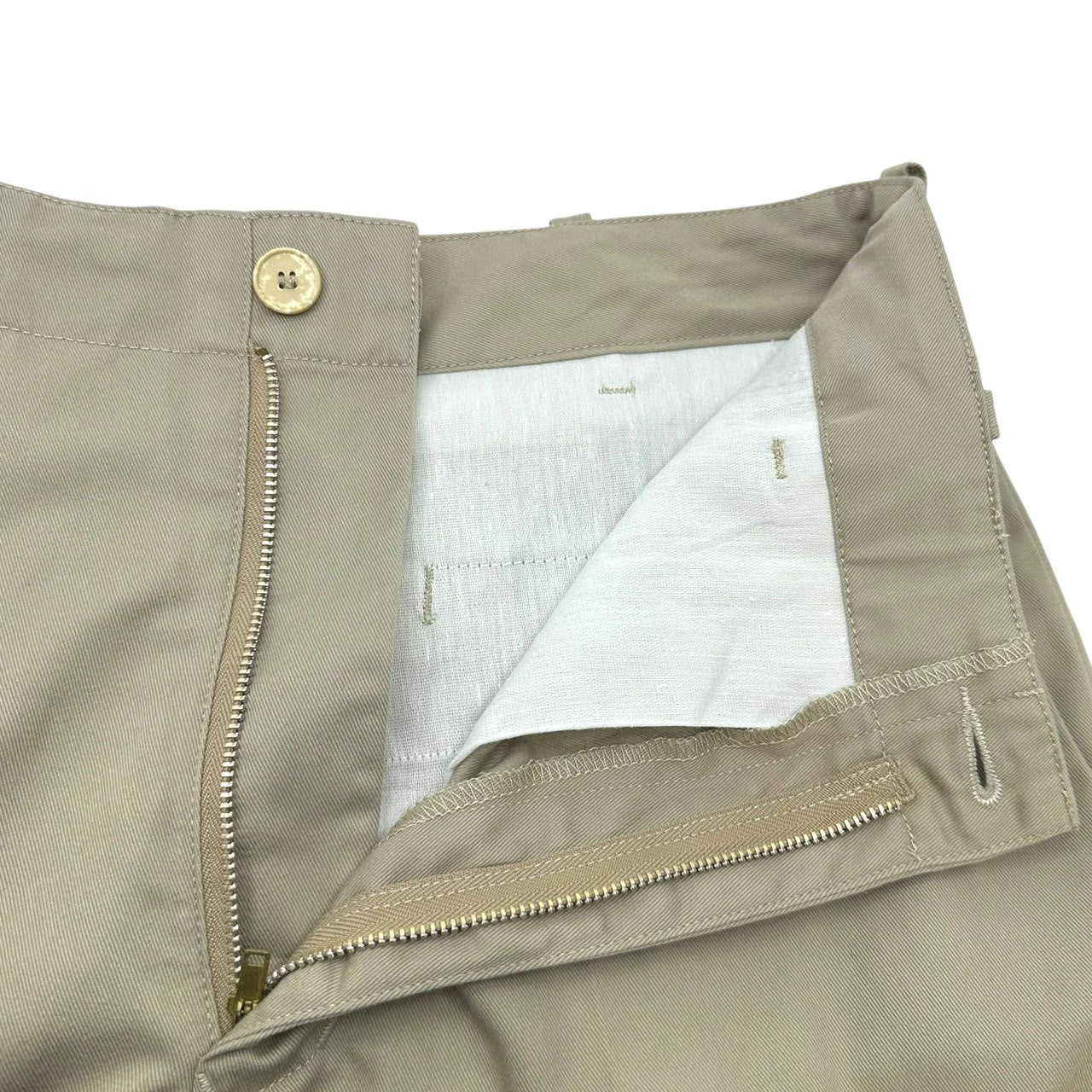FINESSE × GOOD ENOUGH(フィネス × グッドイナフ) Back Pocket Star Tab Cotton Poly Chino Shorts バック ポケット スタータブ コットン ポリ チノ ショーツ M ベージュ