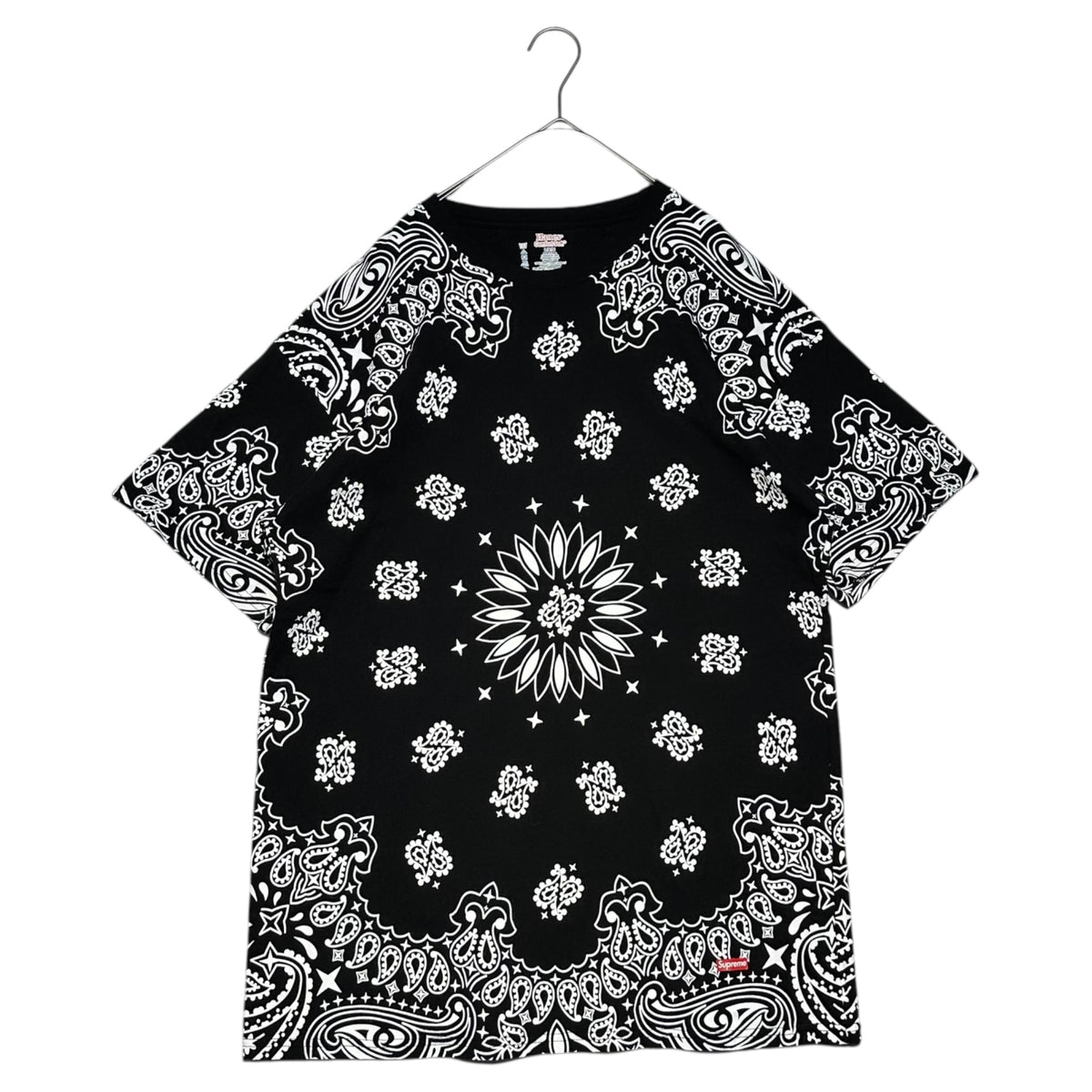 SUPREME(シュプリーム) 22AW Hanes Bandana Tagless Tees バンダナ柄 